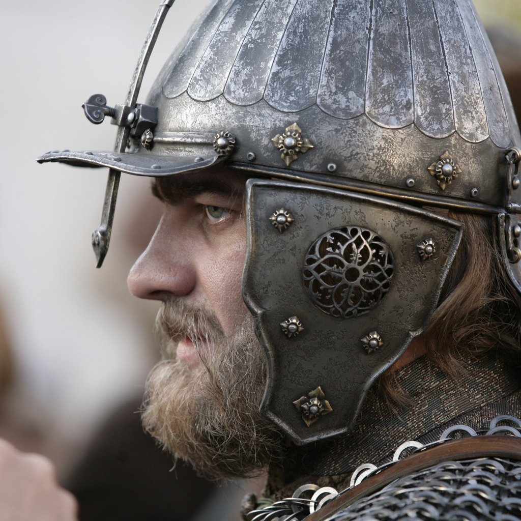 Download Wallpaper The Film, Armor, Helmet, Beard, Actor.