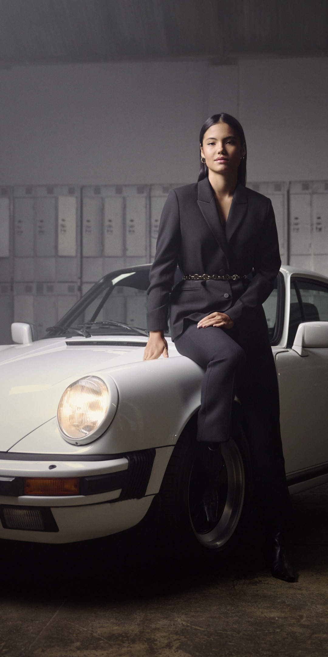 Download wallpaper girl, style, Porsche 911 Carrera, brunnette ...