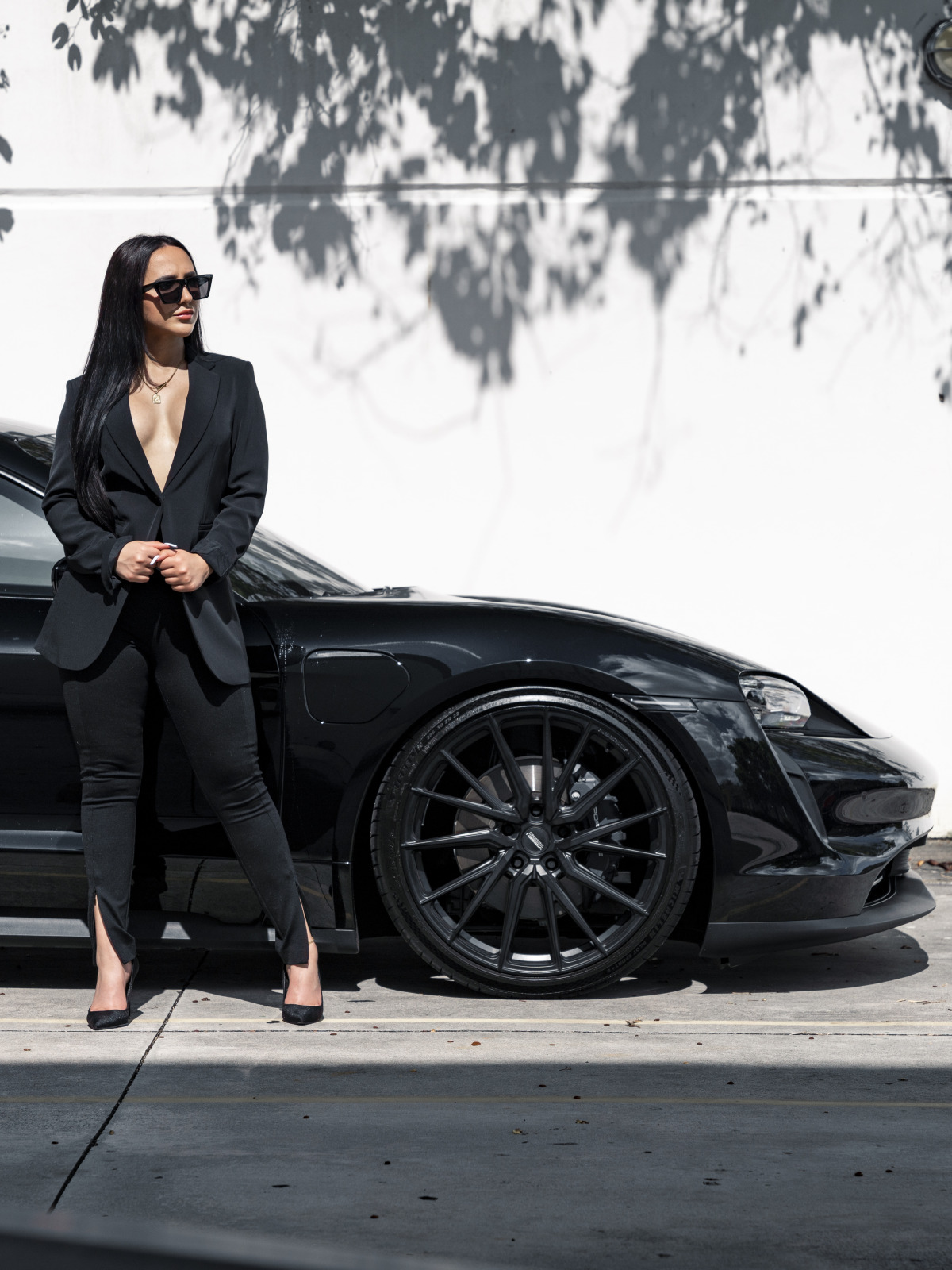 Download wallpaper Porsche, Girl, Black, section girls in resolution