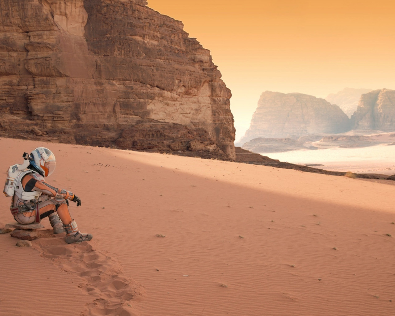 Download Wallpaper Sand, Space, Mountains, The Film, Astronaut.