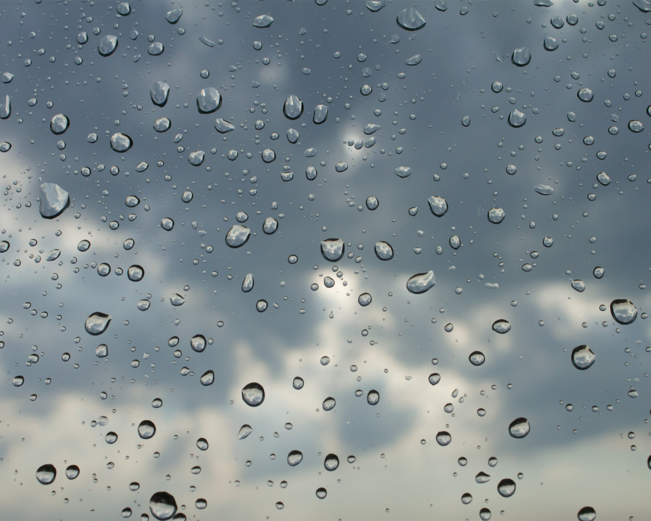 Download wallpaper the sky, glass, water, clouds, drops, macro ...