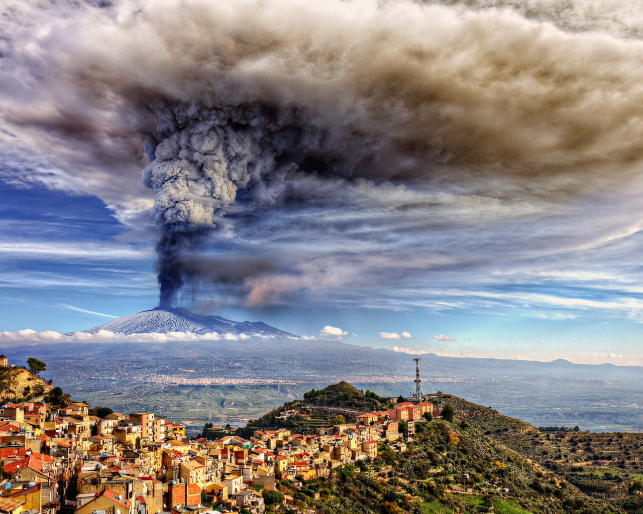 Большой катаклизм. Этна Сицилия. Везувий и Этна. Сицилия Италия вулкан Этна. Извержение вулкана Этна.