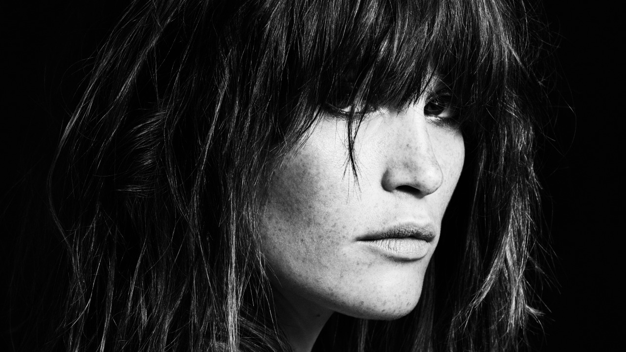 Download Wallpaper Black And White Eyes Fringe Lips Hair Look Actress Gemma Arterton 8373