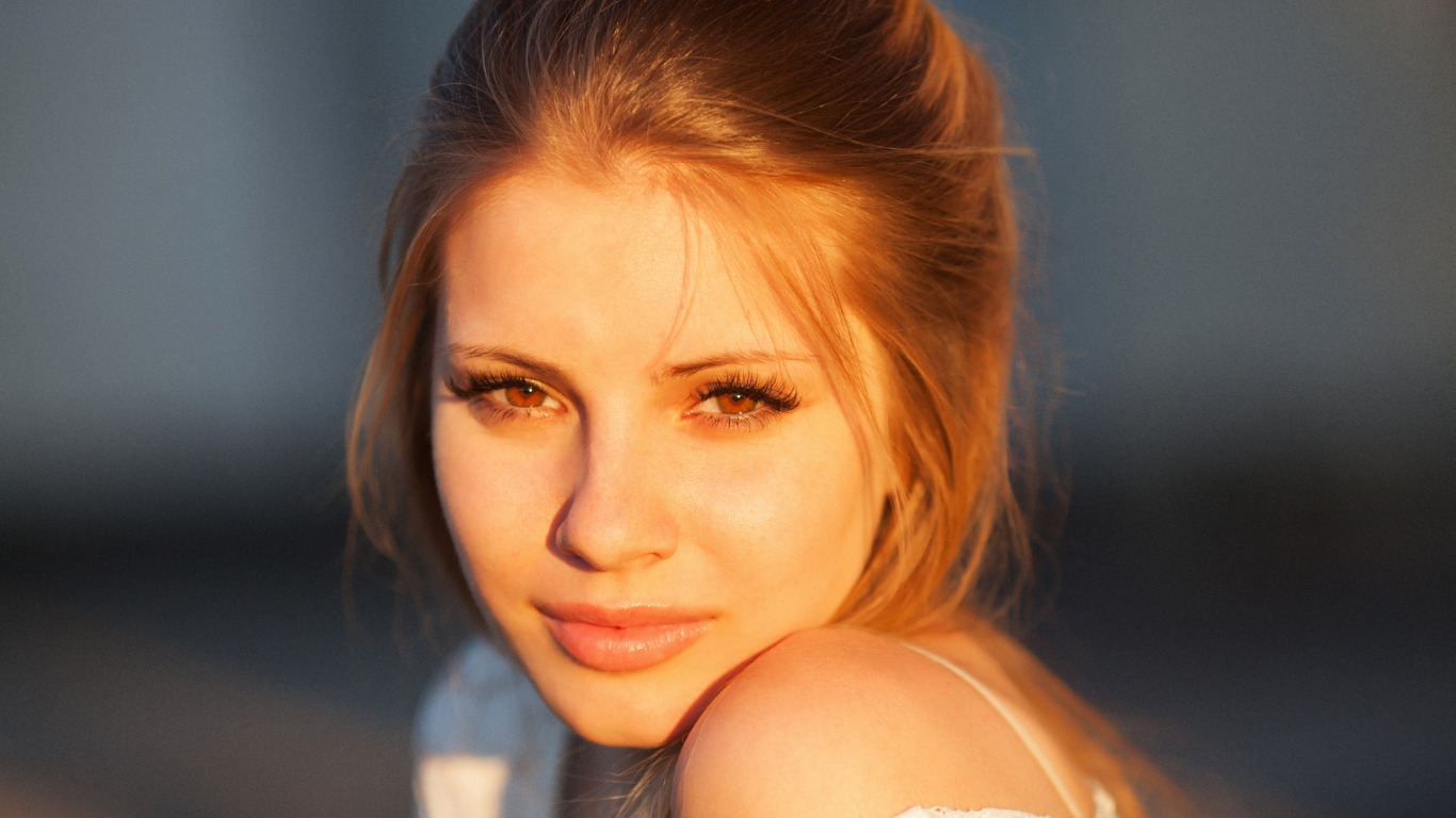 Download wallpaper look, girl, the sun, face, 500px, section girls in ...