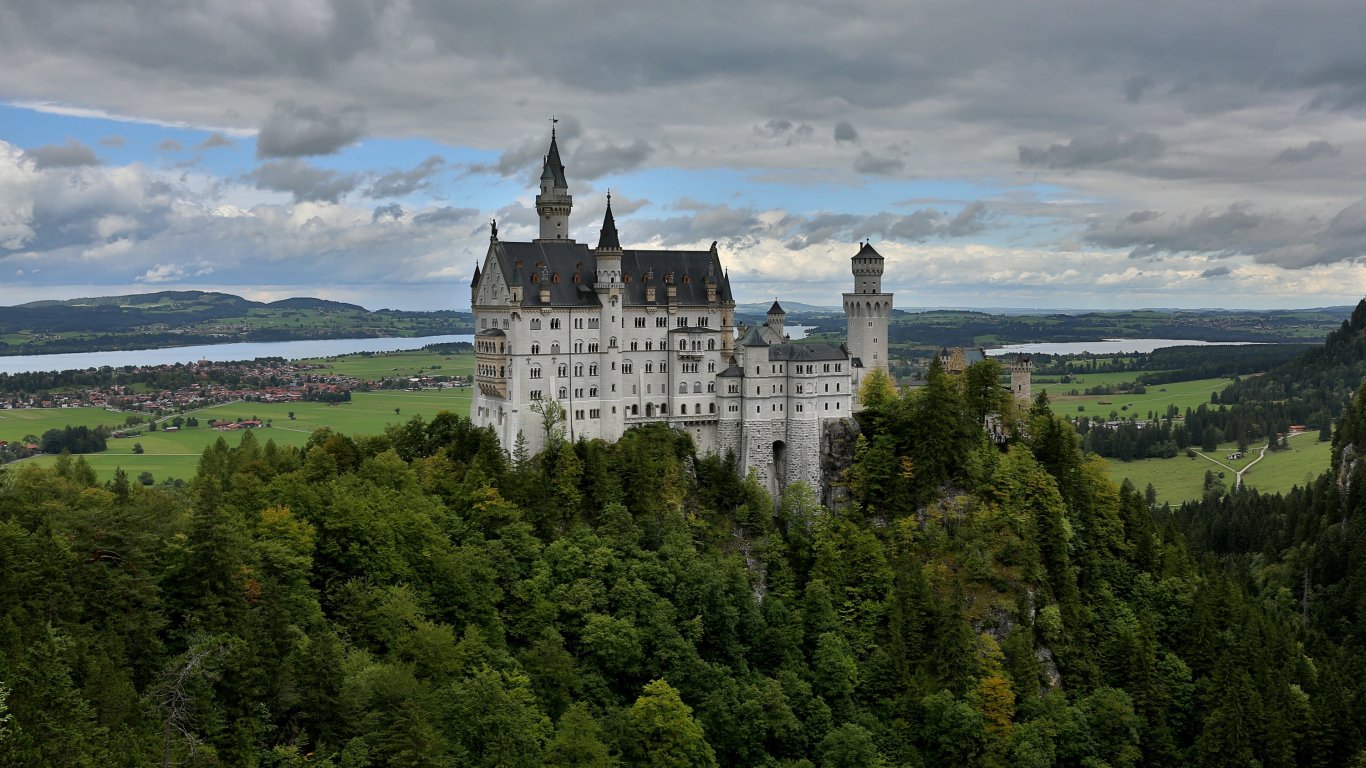 MSDEWLH 5D Diamantmalerei Set Bayern Neuschwanstein – 30x40 Cm, Rund, Mit Runden Diamanten, Inkl. Werkzeug, DIY Geschenk Für Zuhause