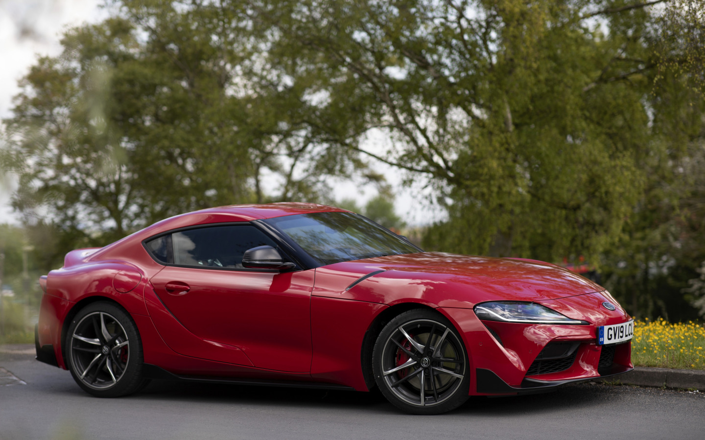 Download wallpaper trees, red, coupe, Parking, Toyota, Supra, the fifth ...