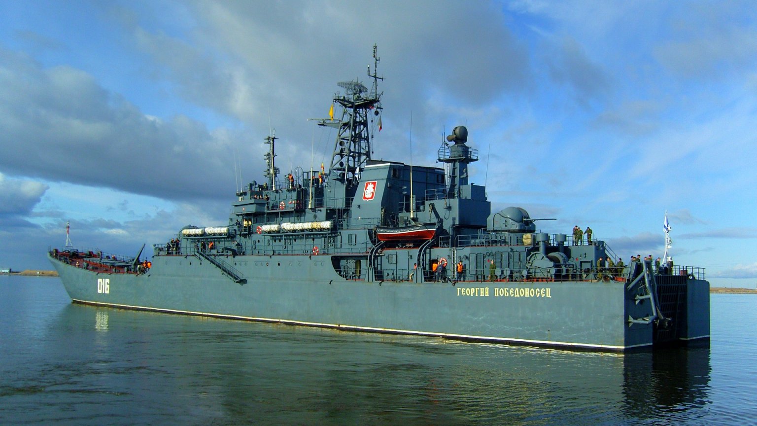 Project 771 Download wallpaper ship, large, Navy, landing, the project 775, section ...