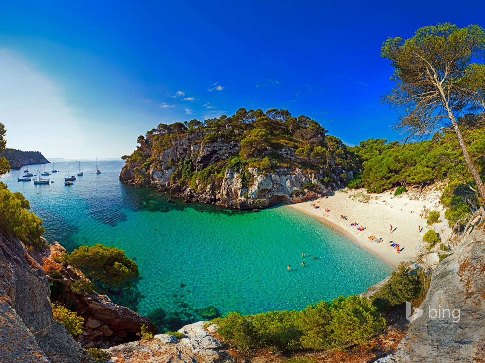 Download wallpaper sea, beach, rocks, Bay, yachts, boats, Spain ...