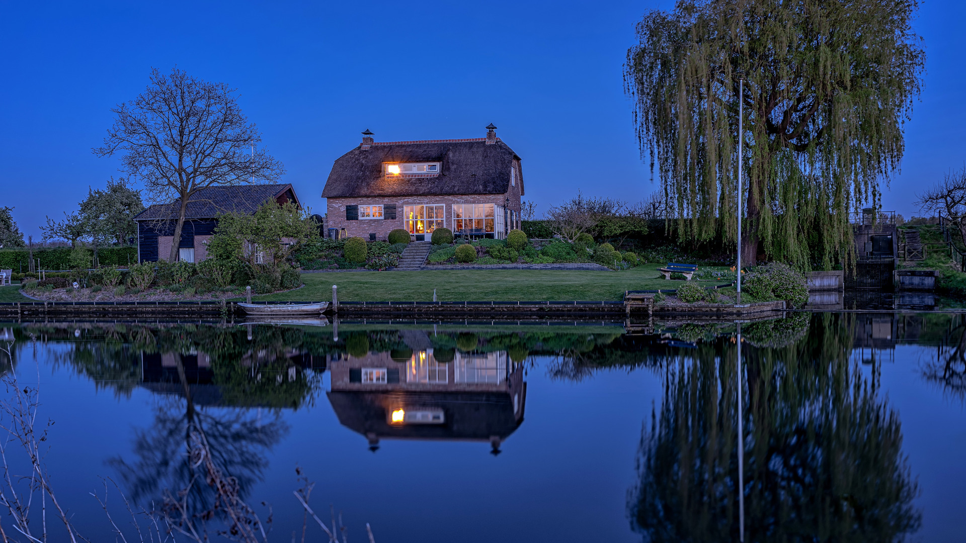 Download Wallpaper Water, Trees, Bench, Lights, House, Reflection 