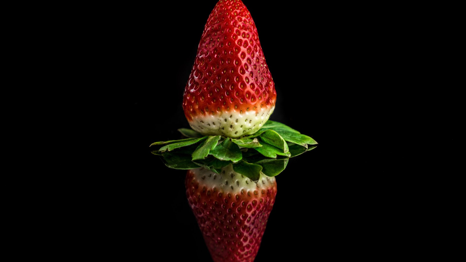 Download wallpaper reflection, strawberry, berry, section food in ...