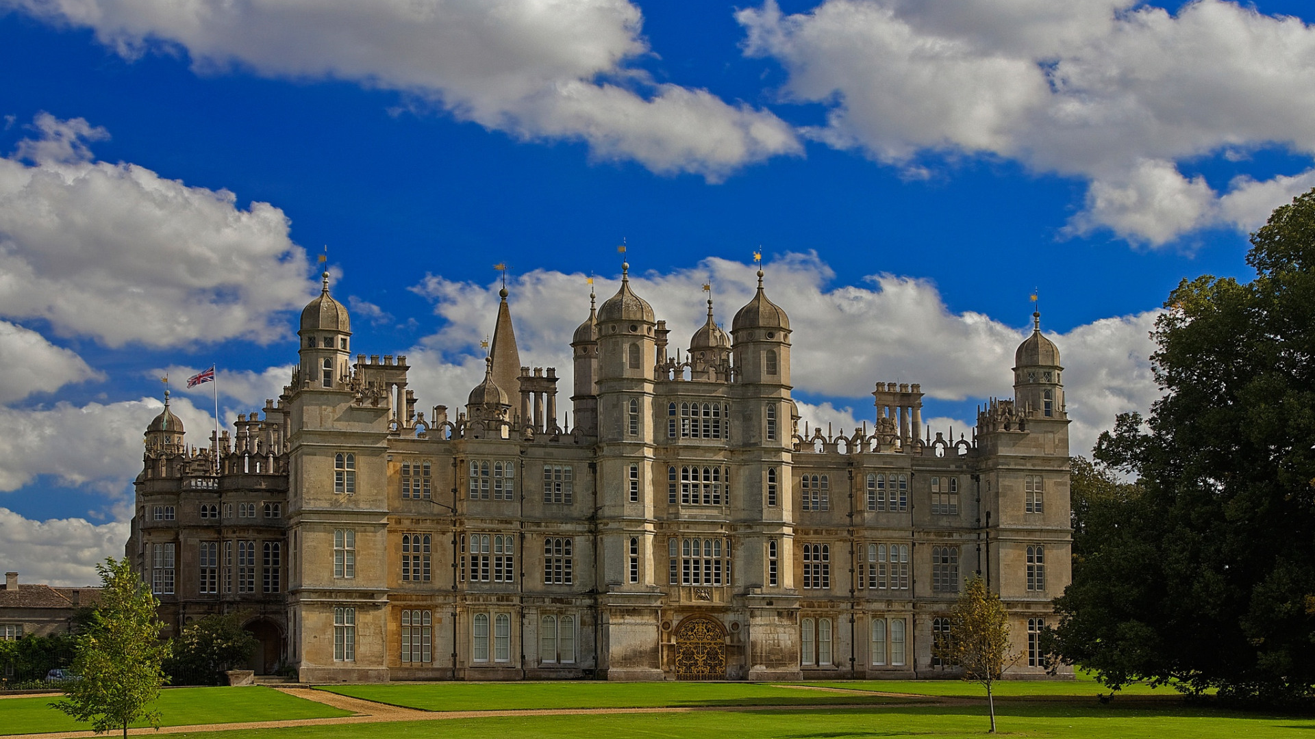 Download wallpaper the sky, clouds, castle, England, Stamford, Burleigh ...