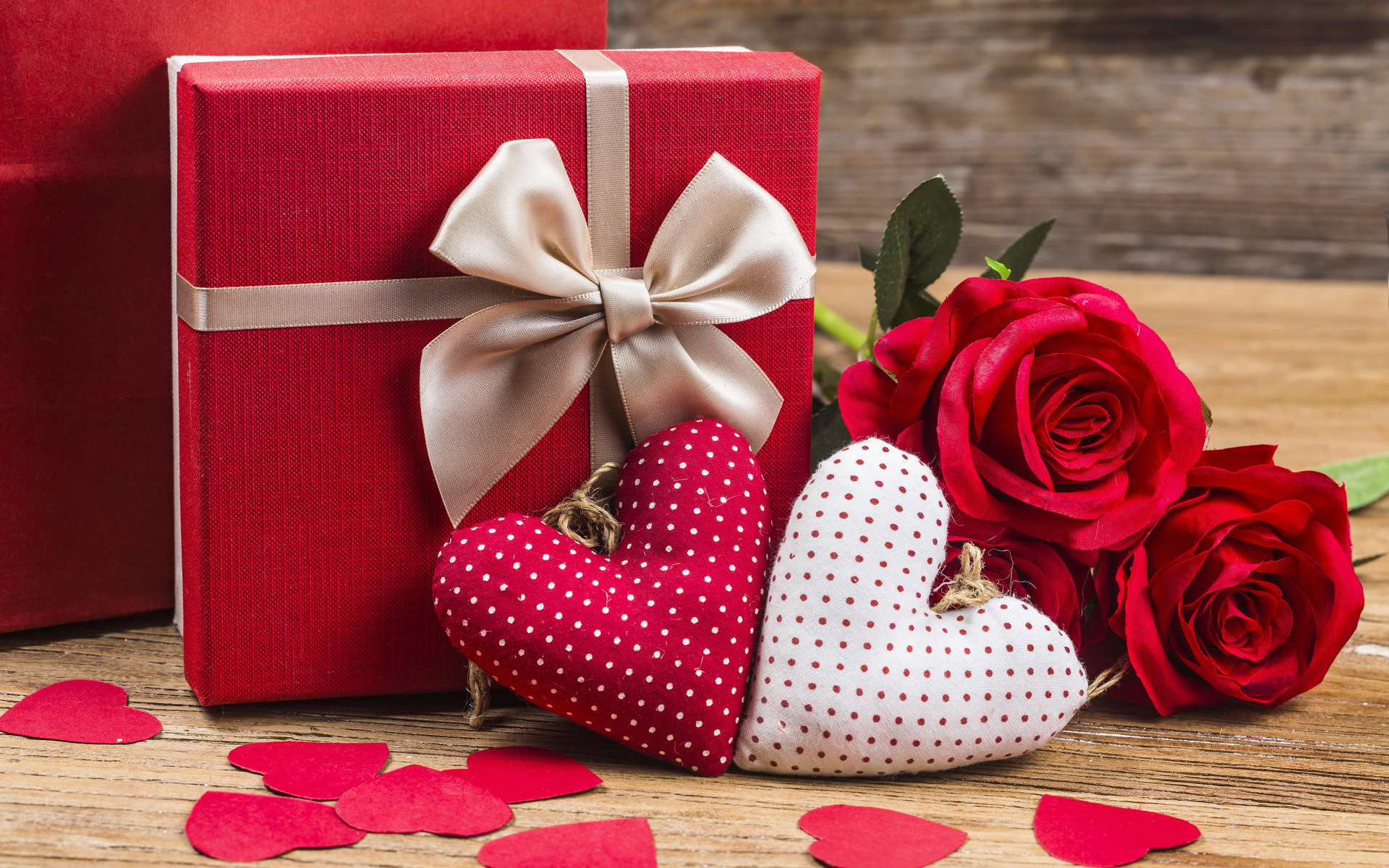 The most popular valentine s day presents. Красивые подарки. Подарки на день влюбленных. Цветы в подарок. Подарки картинки красивые.