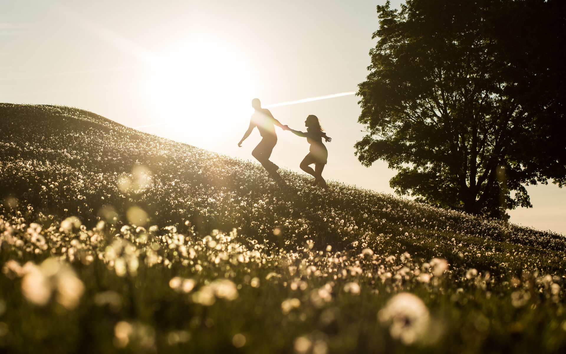 Spending time in nature. Счастье природа. Счастливая природа. Жизнь счастье природа. Счастье природа любовь.