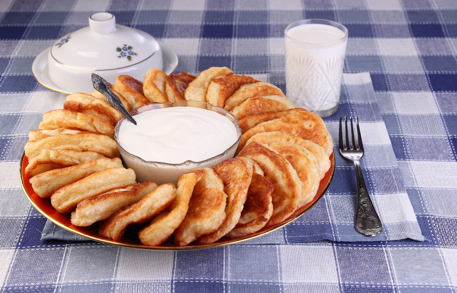 Pancakes with Sour Cream