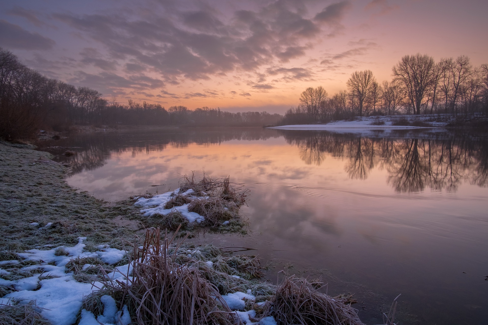 река поронай приток. зимняя межень. приток реки это. семилуки воронежская область зима. береза зимой.