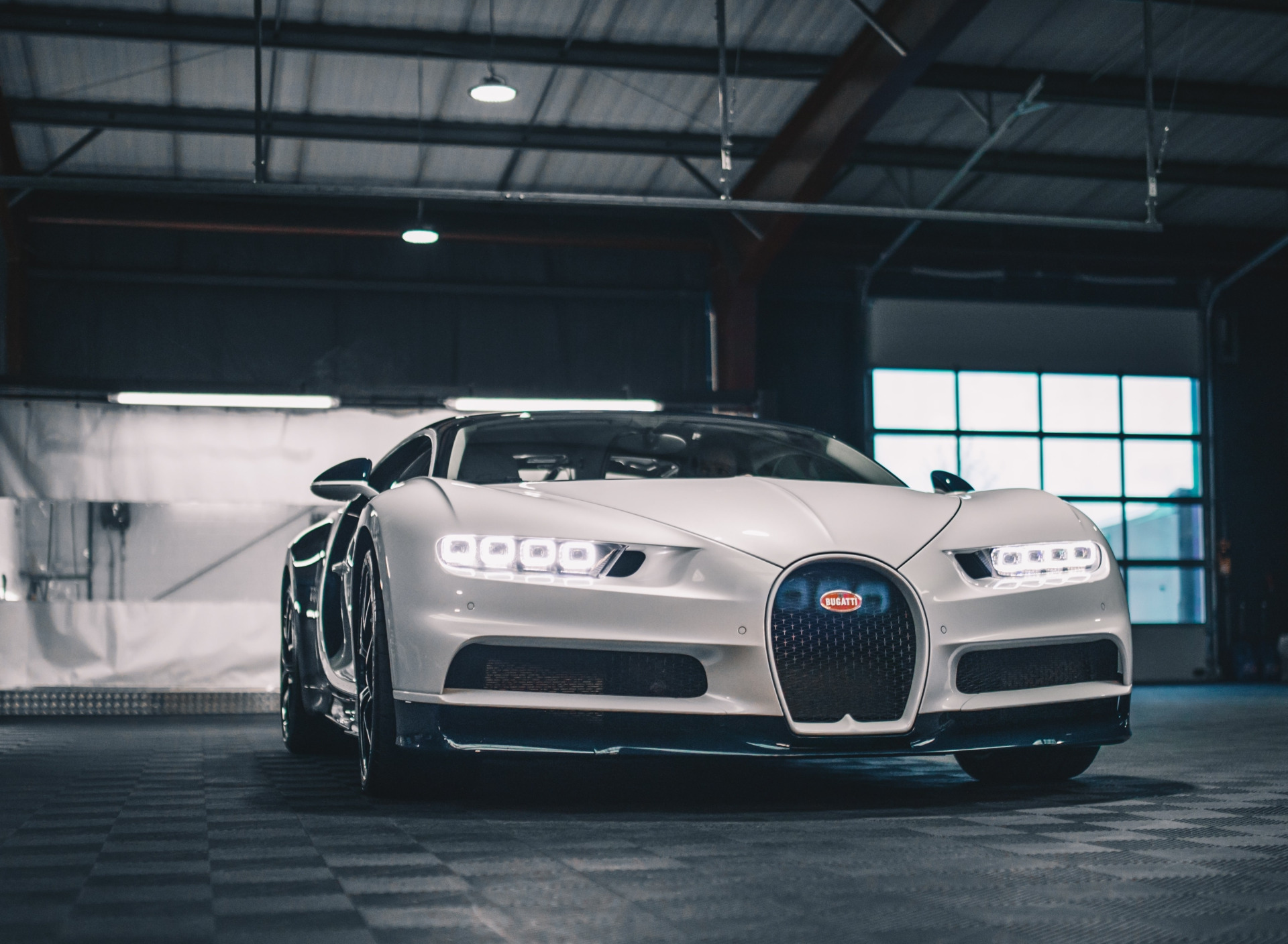 Download wallpaper Bugatti, Lights, White, VAG, SuperCar, Chiron ...