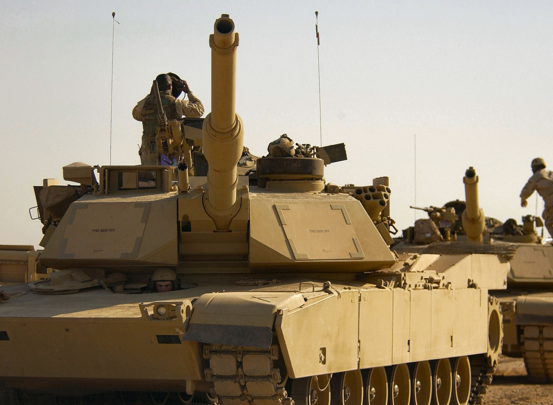 Сколько стоит американский танк абрамс. Танк м1 Абрамс. Танк m1 «Абрамс». Боевой танк м1 «Абрамс» (США). Танки m1 Abrams.