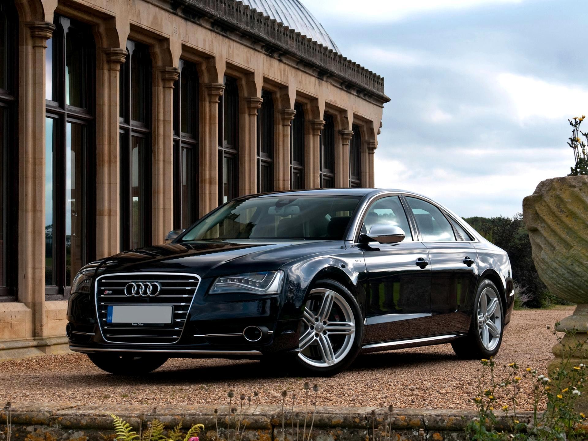 Аудио машина. Audi s8 d4 2012. Ауди а8. Машина Ауди а8 черная. Audi a8 Black Edition.