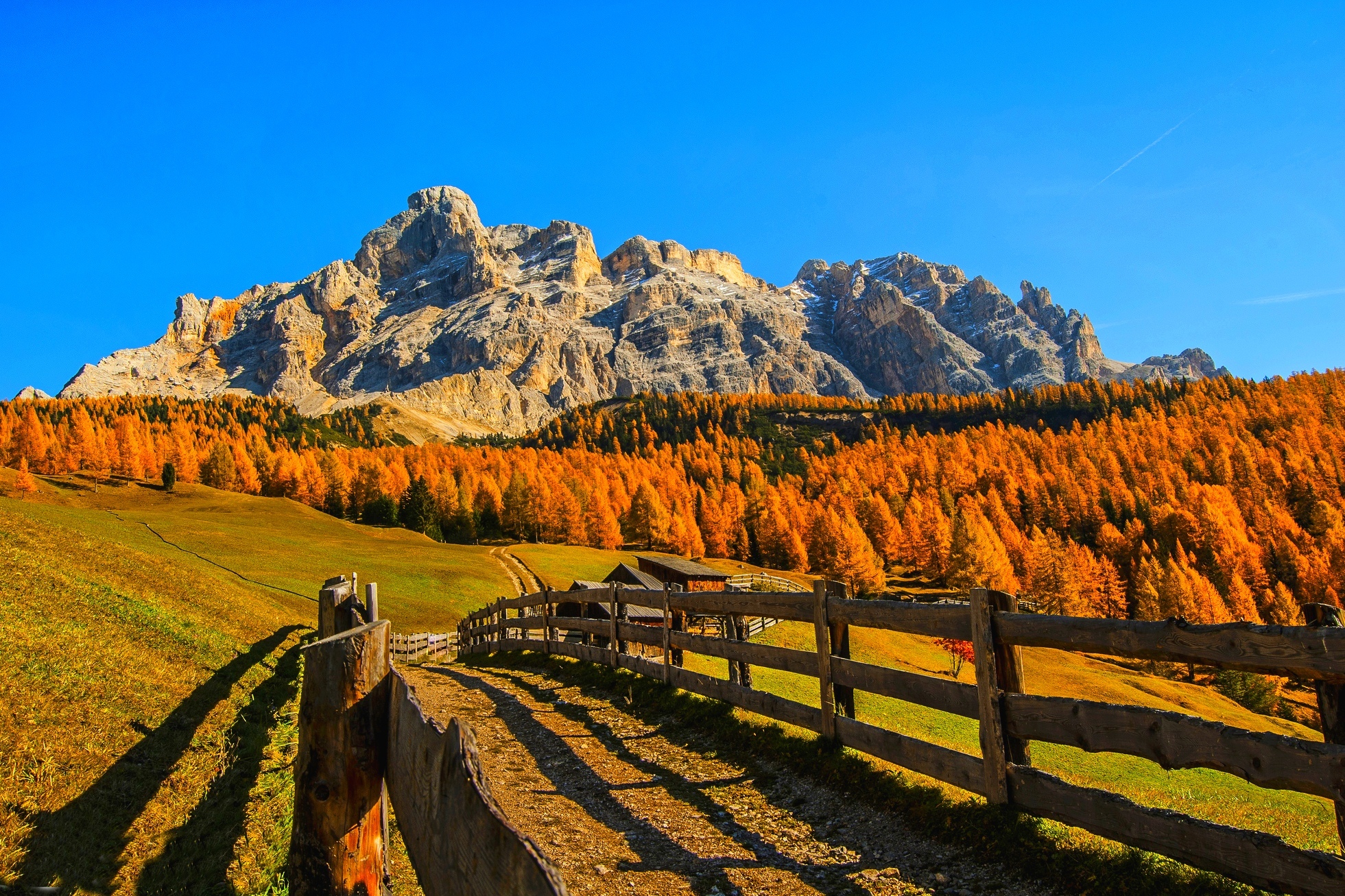 Wonderful country. Долина Вайоминг. Осень в горах. Осенний пейзаж в горах. Горы осенью.