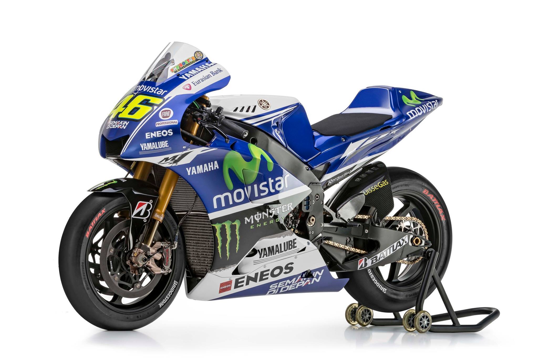 Rossi Yamaha YZR m1 Valentino РѕР±РѕРё