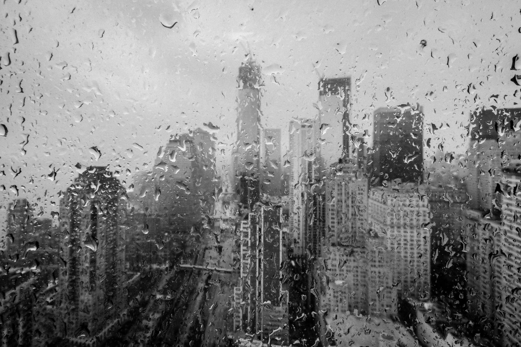 Город без дождей. Нью-Йорк небоскребы шторм. Серый город. Пасмурный город. Мрачный город.