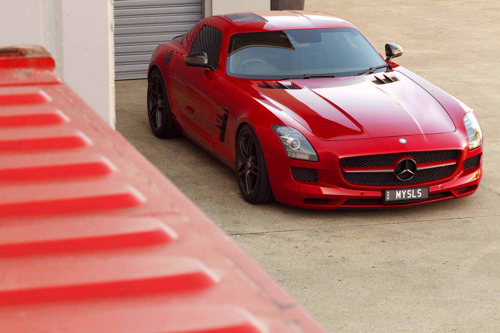 Mercedes SLS AMG Red