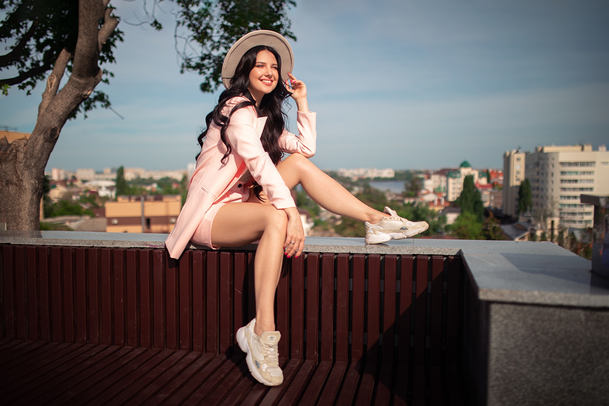 Wallpaper girl, pose, smile, mood, feet, hat, brunette, costume for mobile  and desktop, section девушки, resolution 2048x1365 - download