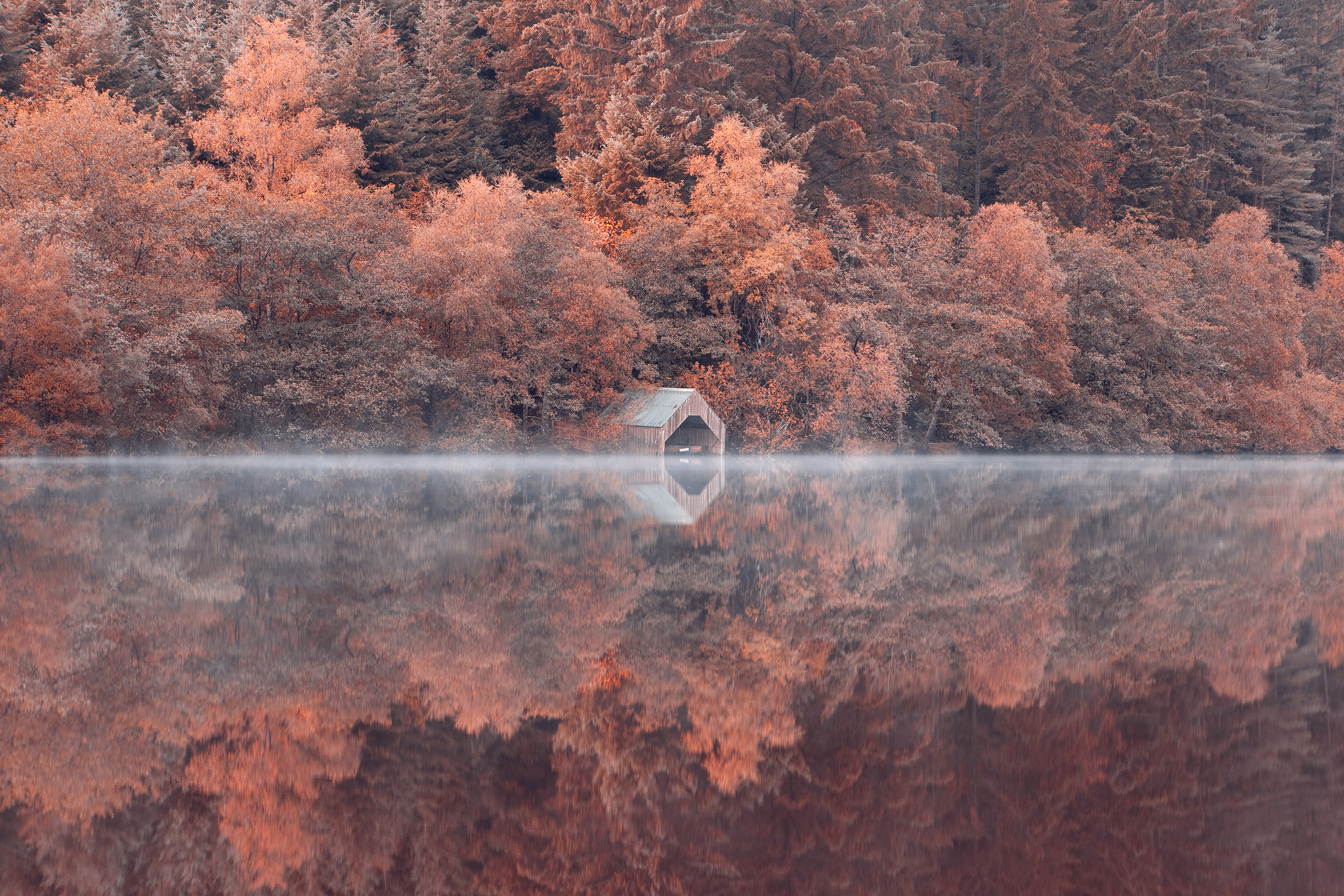 Отражение Осени В Воде Фото