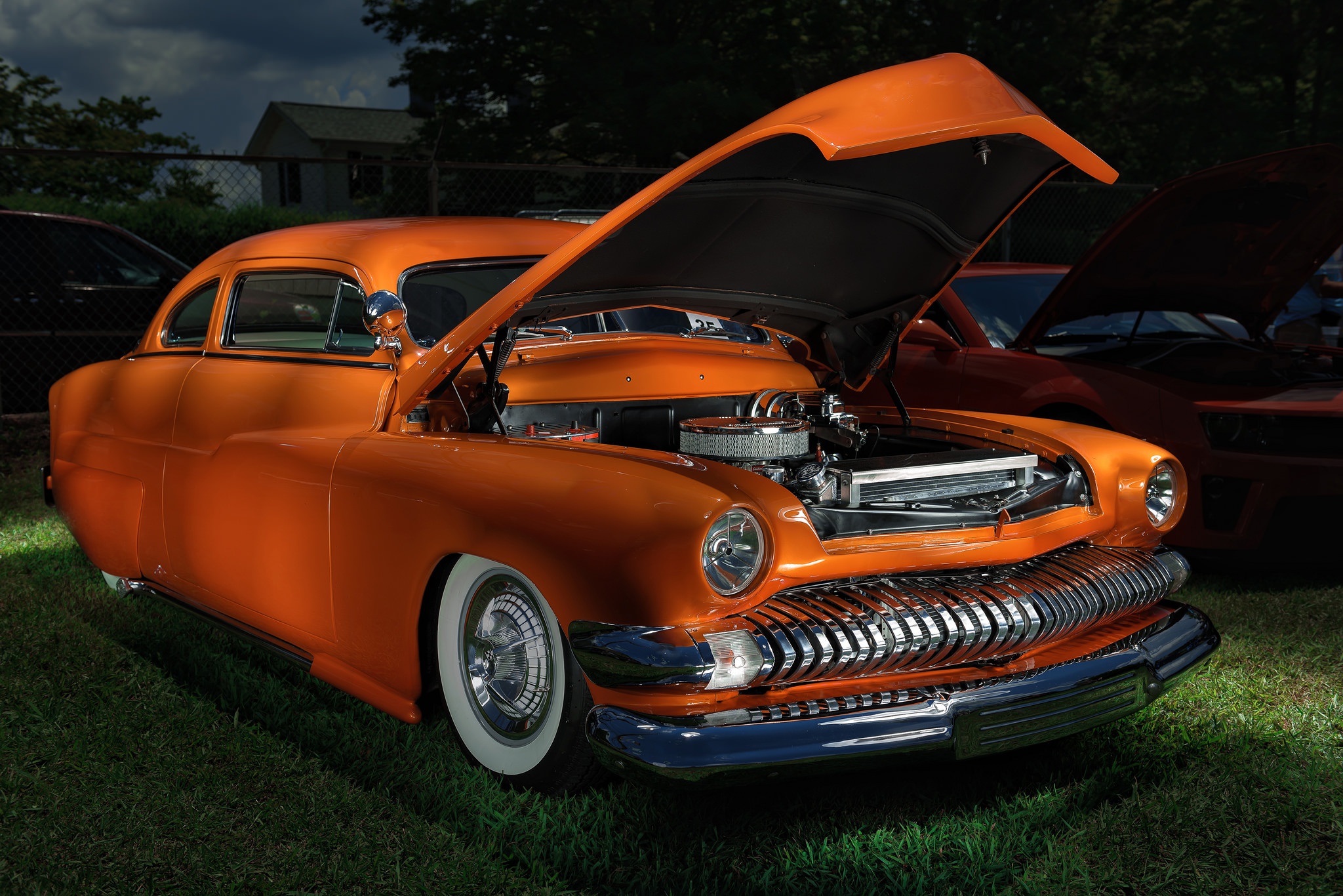 Американские автомобили в россии. Mercury 1951 Coupe Custom. Mercury 1951 Coupe Кобра Custom. Современные американские автомобили. Роскошный американский автомобиль.