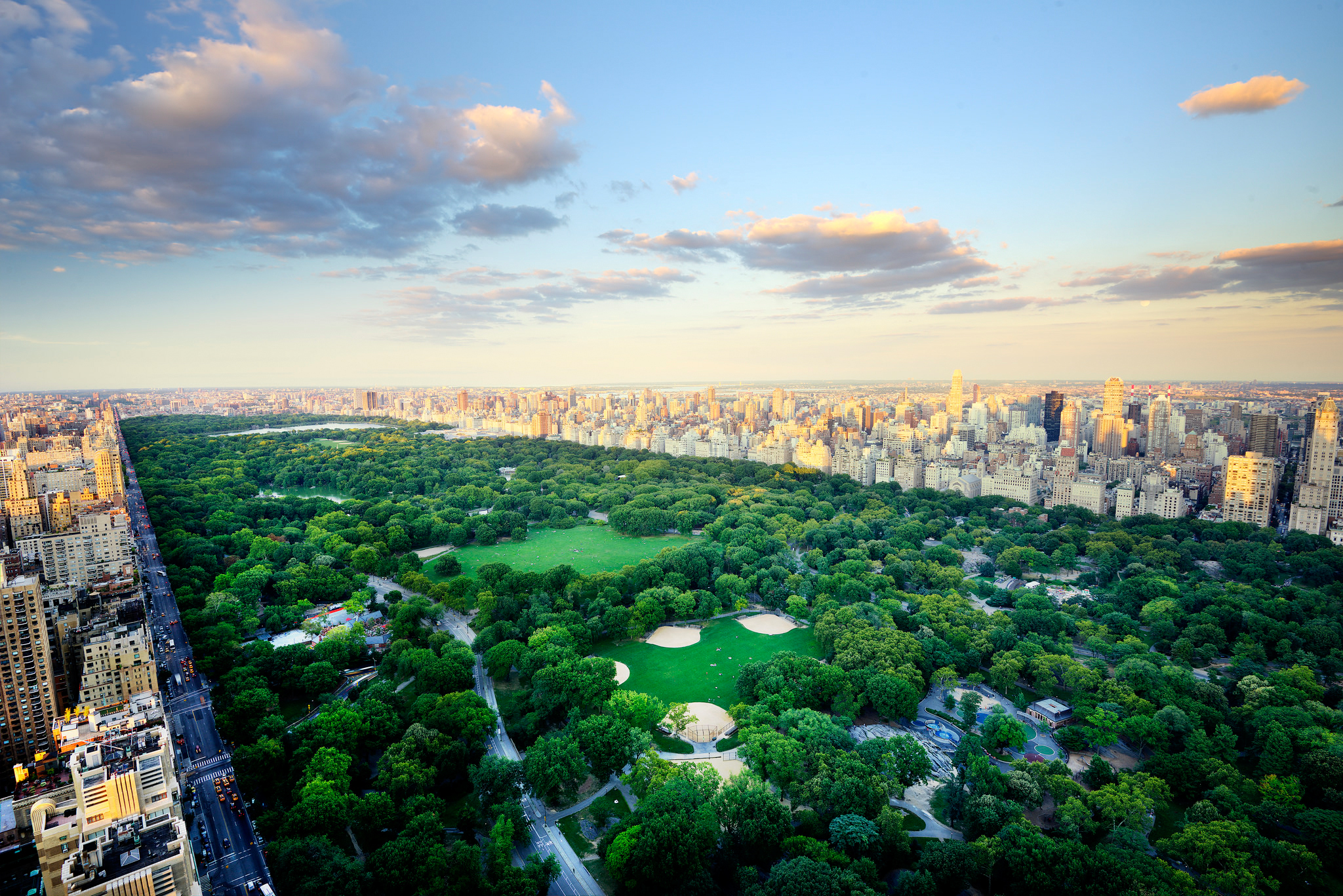 Парки в америке в городе. Централ парк Нью-Йорк. Грин парк Нью Йорк. Центральный парк Манхэттен. Нью-Йорк Манхэттен Центральный парк.