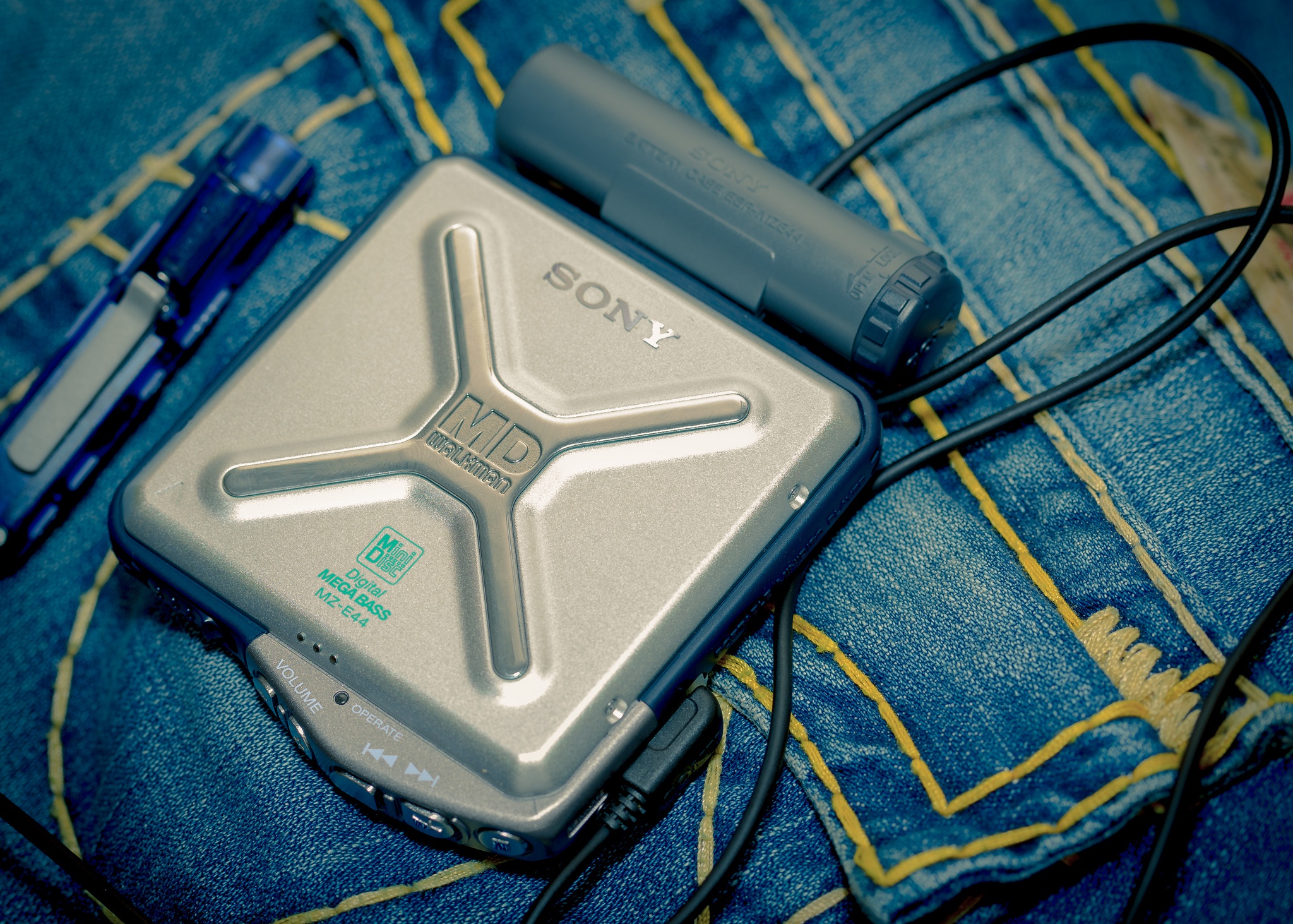 Minidisc VLOG - 06: Sony MZ-E44 - YouTube