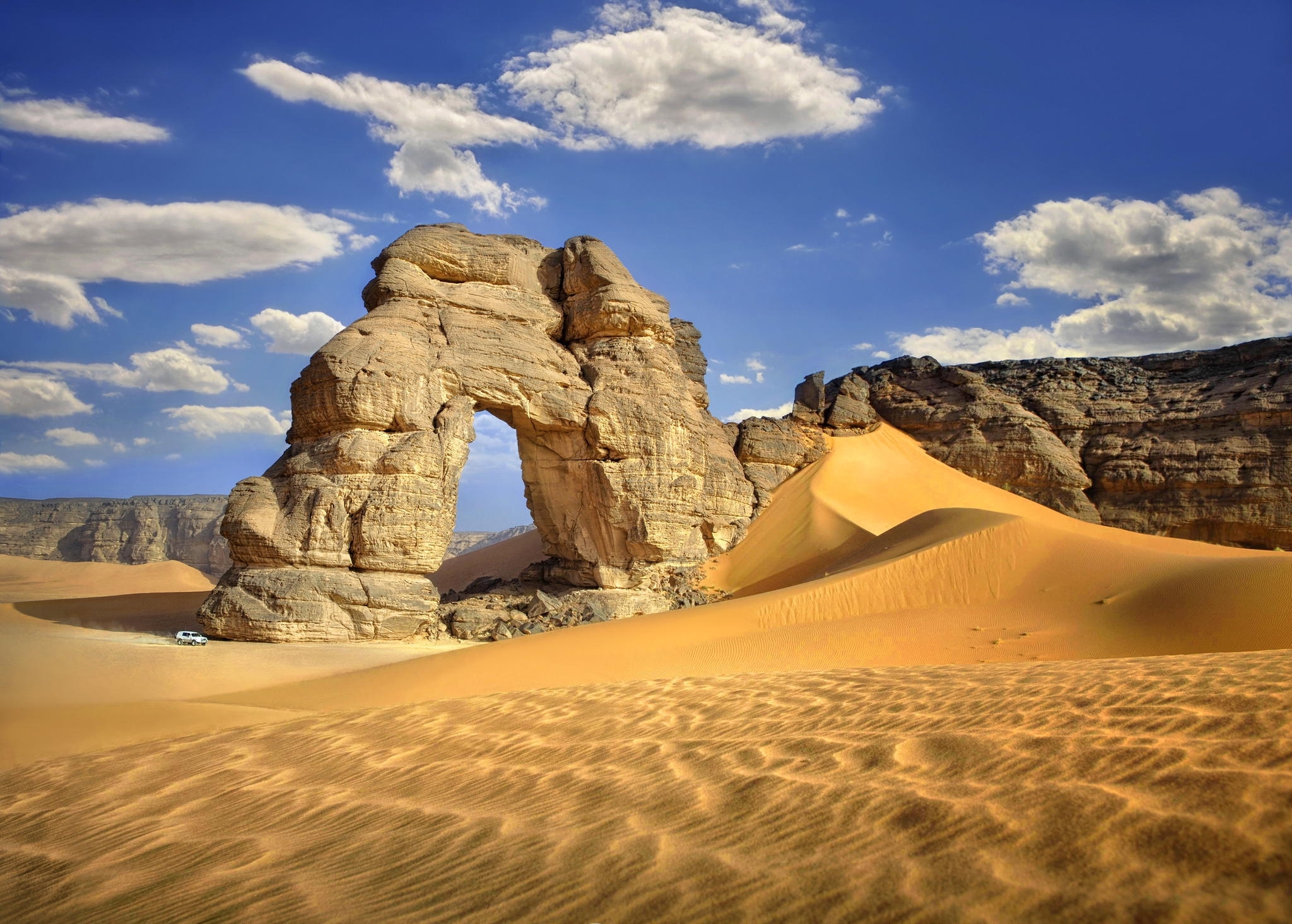 Sandy Rocks Desert Download wallpaper sand, rocks, desert, arch, section nature in ...