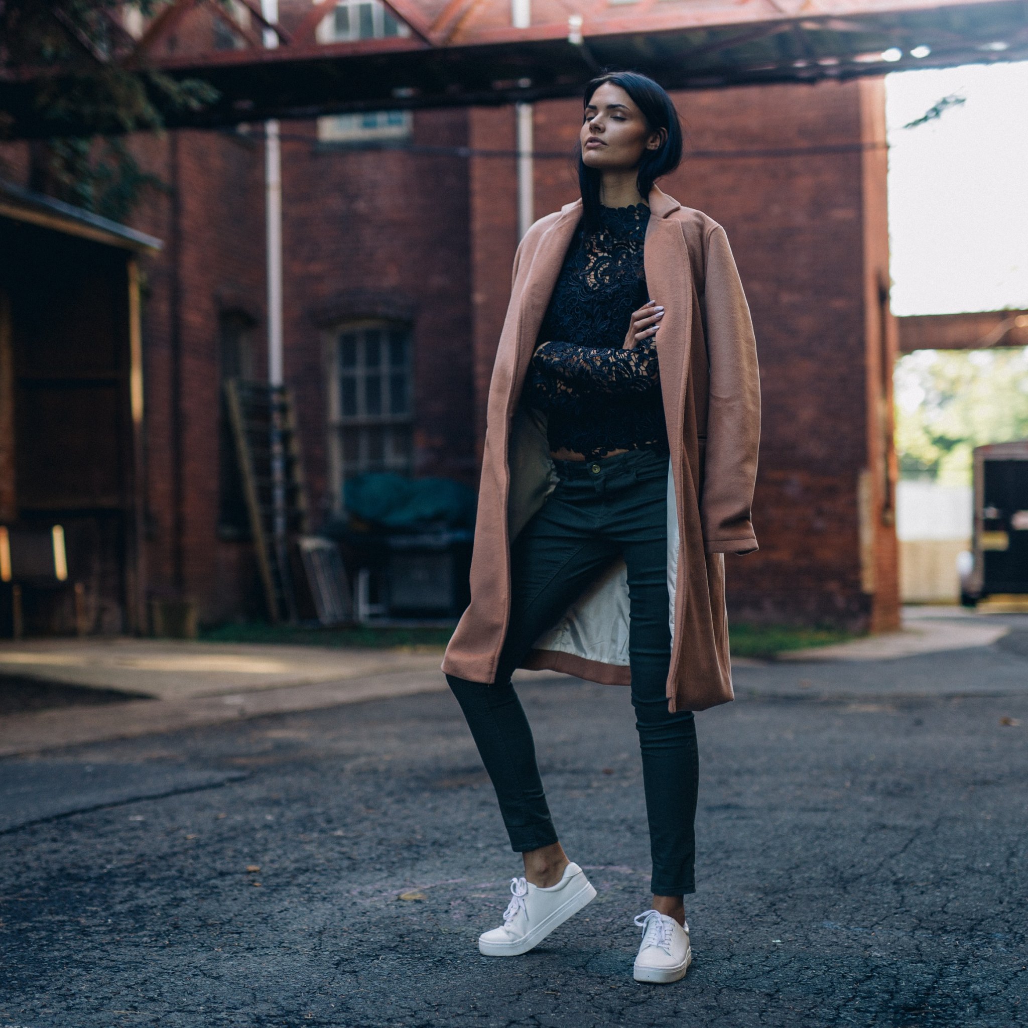 Download wallpaper Cecille, yard, model, style, section girls in ...