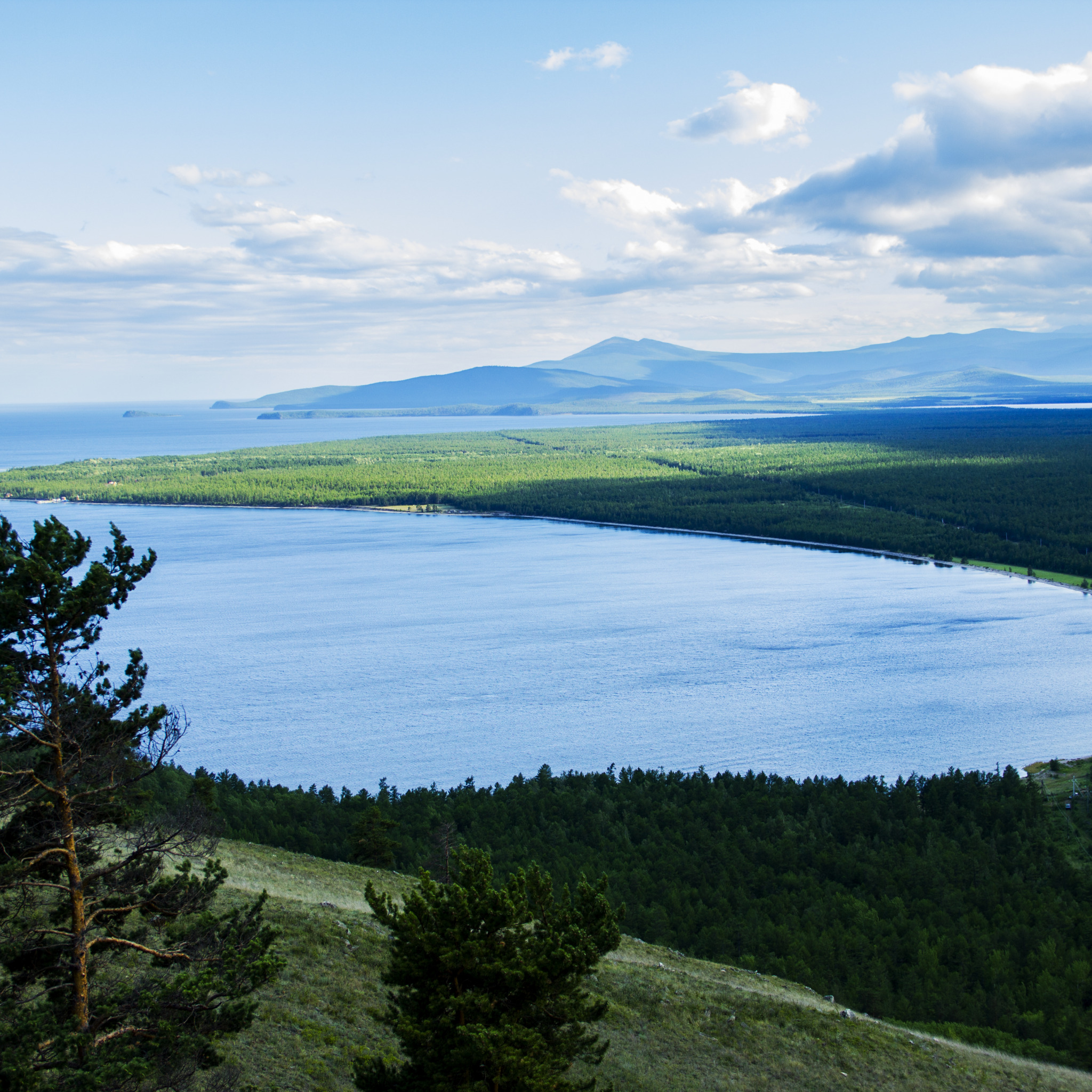 Baikal natural. Природа Сибири Байкал. Байкал на рабочий стол. Байкал обои. Обои на рабочий стол озеро Байкал.