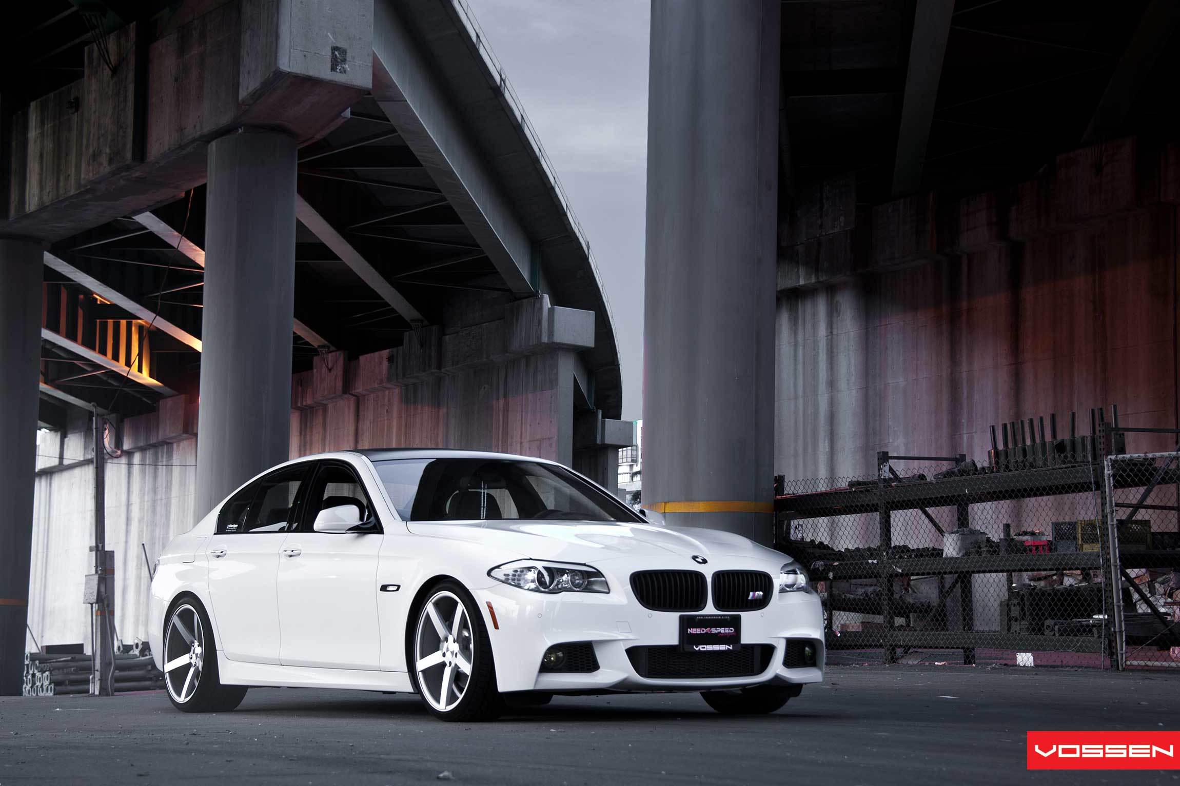 A x b c f 10. BMW f10 White Tuning. BMW 5 f10 White. BMW f10 белая. BMW m5 f10 White Tuning.