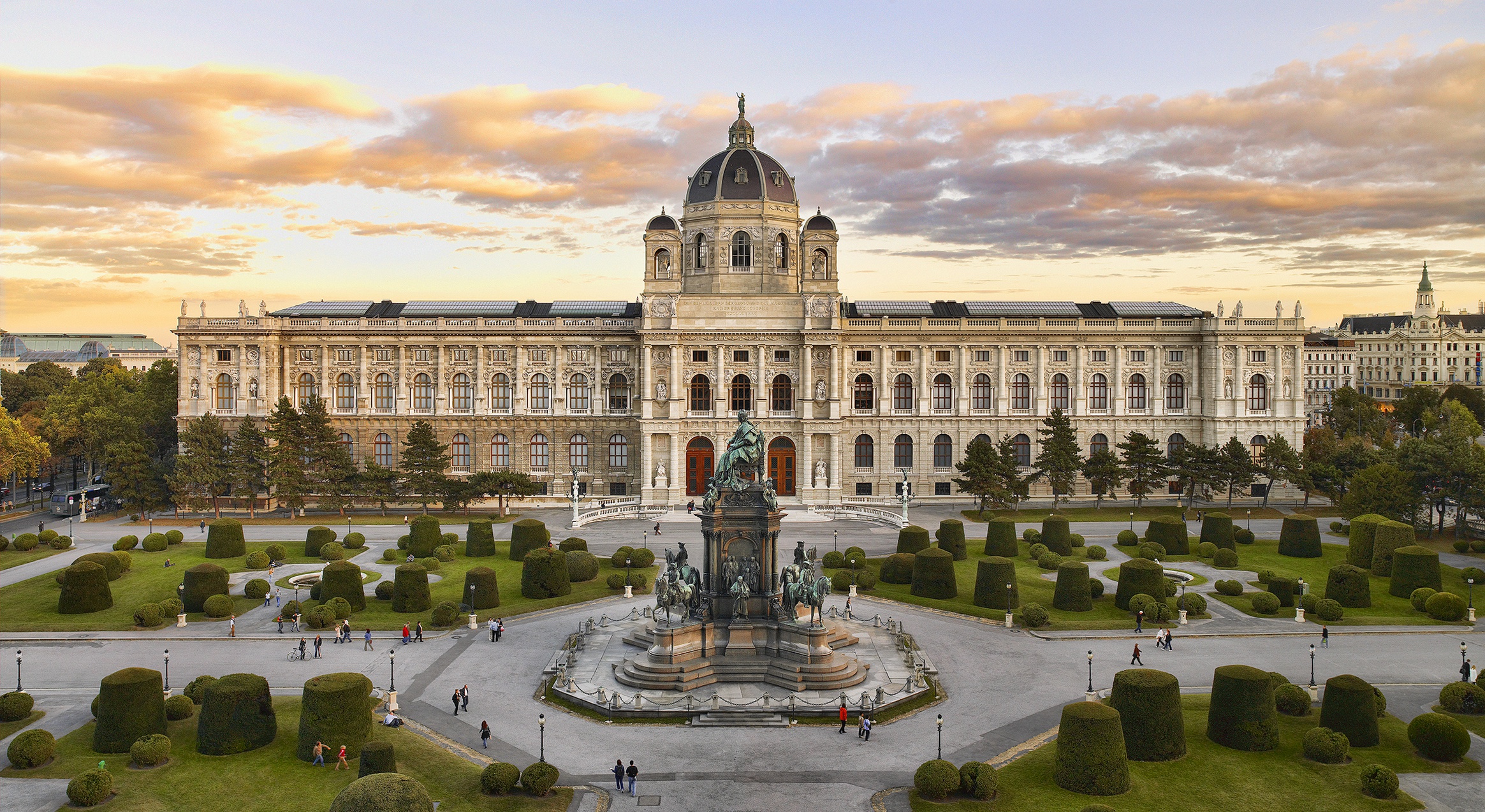 Музей в вене. Kunsthistorisches Museum Вена. Музей искусств в Вене. Австрия.Вена-площадь Марии Терезии. Вена музей истории.