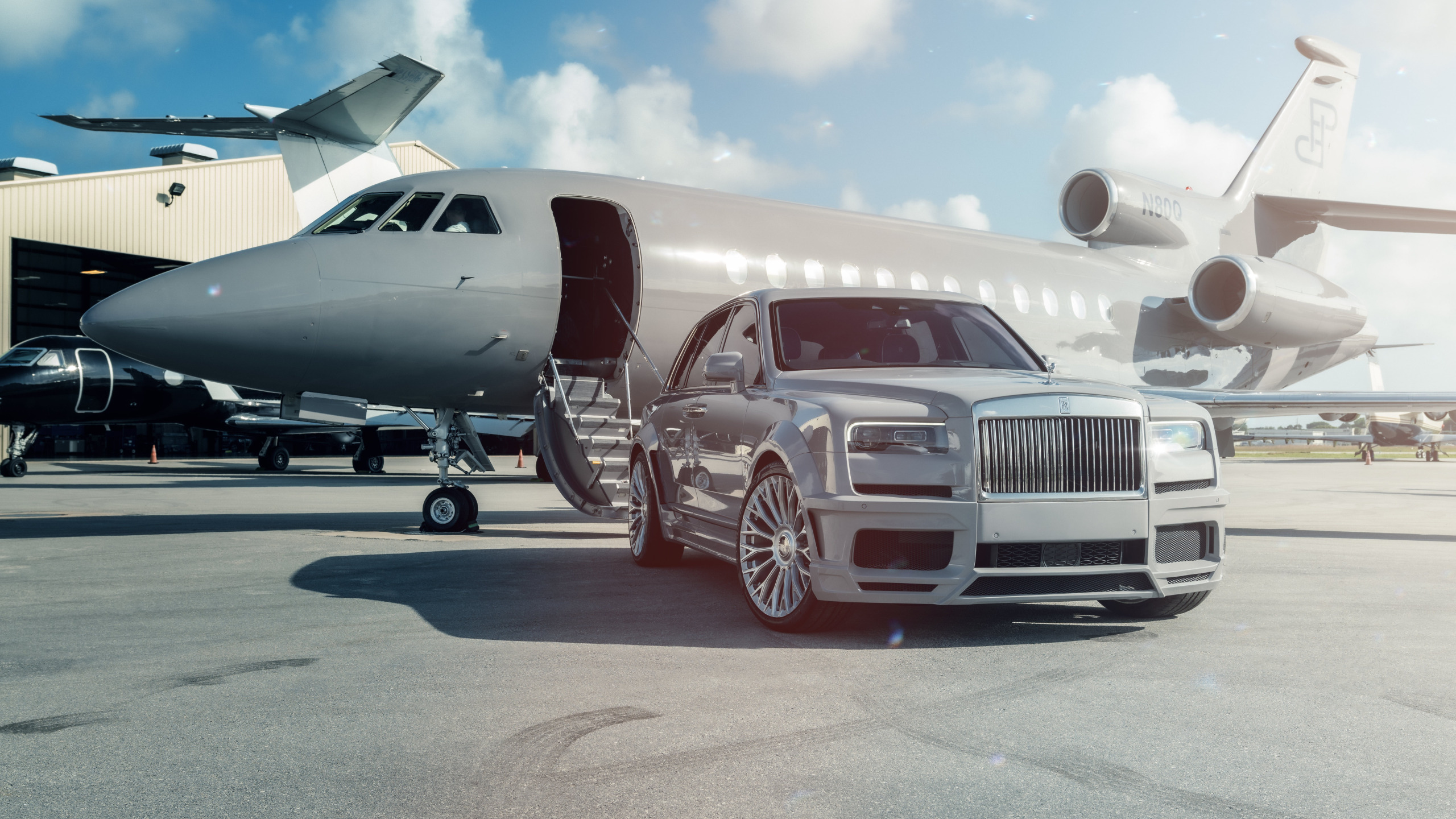 Download wallpaper Rolls Royce, Airplane, SUV, Face, Cullinan, Nardo ...