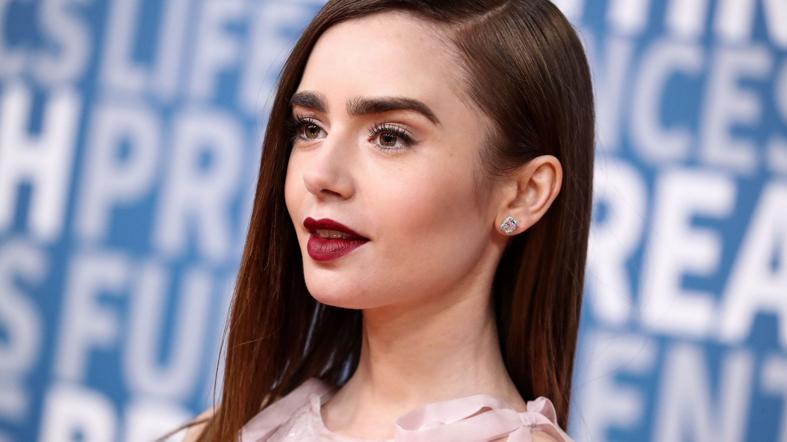 Download wallpaper look, model, makeup, actress, hair, Lily Collins ...