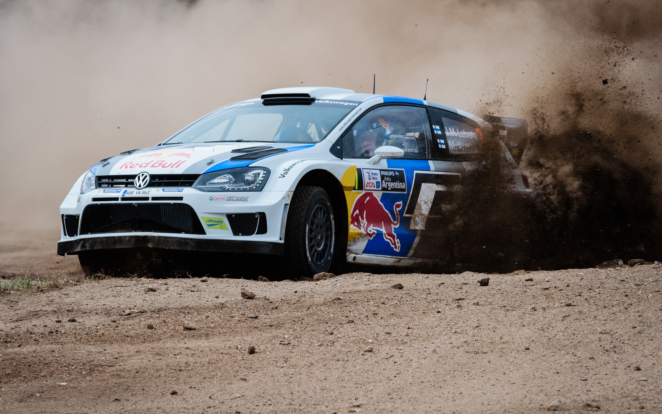 Volkswagen Polo r WRC 2015 Wallpaper