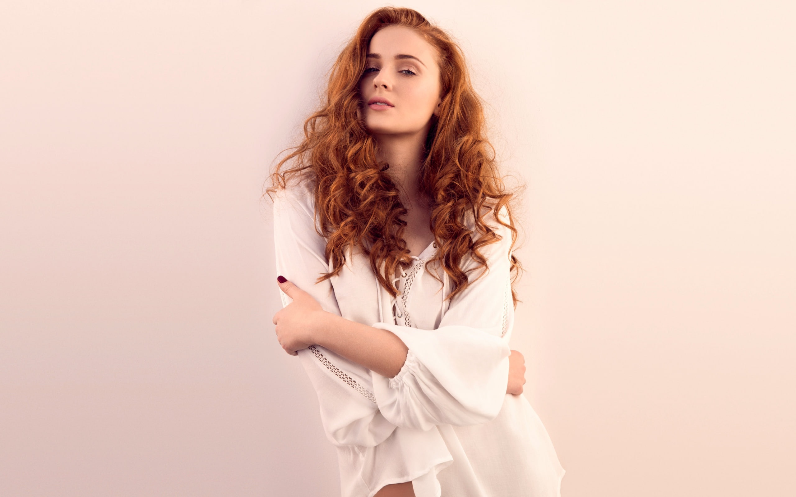 Wallpaper look, actress, red, shirt, curls, curls, redhead, actress for  mobile and desktop, section девушки, resolution 2560x1600 - download