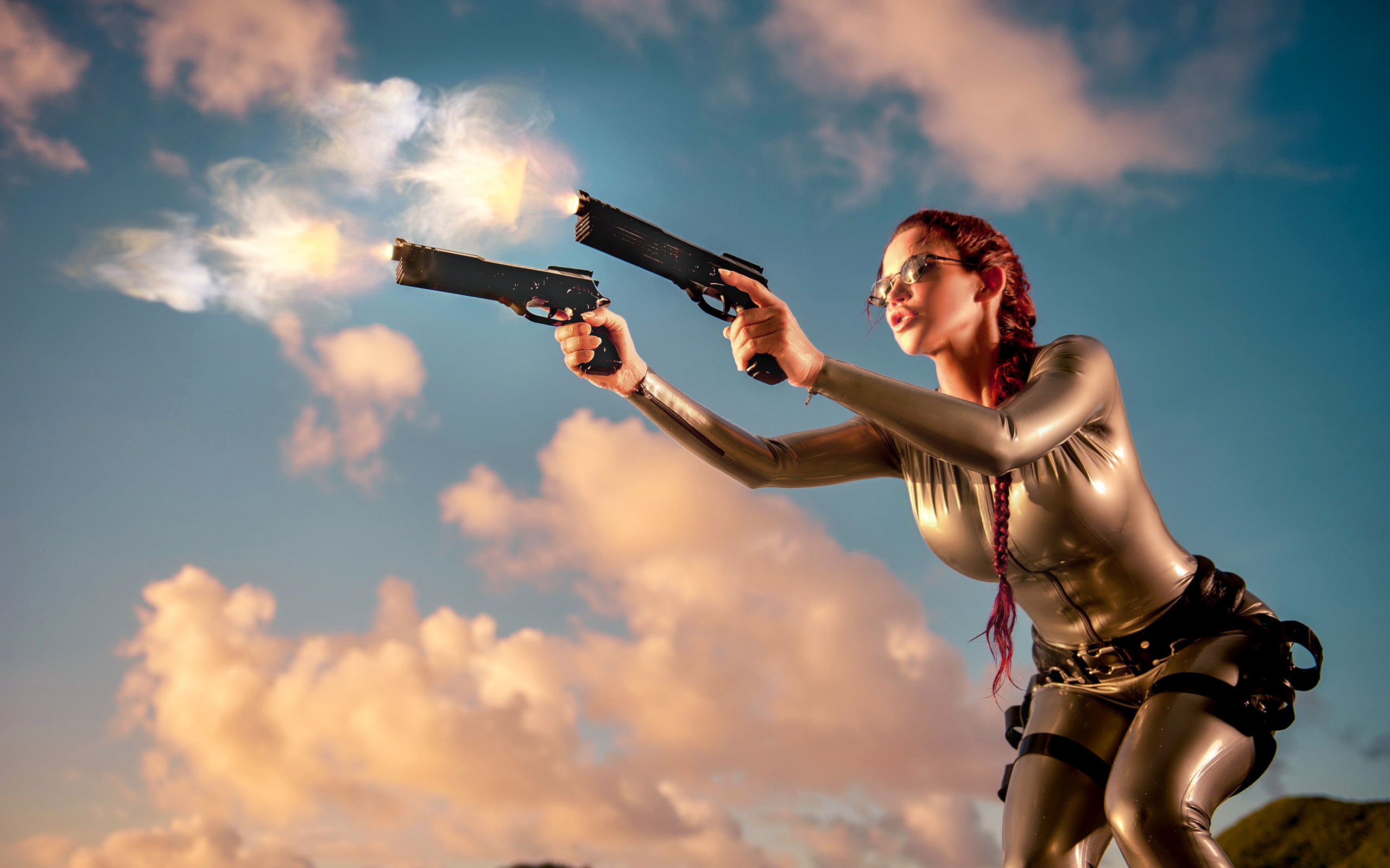 Download wallpaper girl, gun, gun, shot, battle, glasses, costume, belt,  section girls in resolution 2560x1600