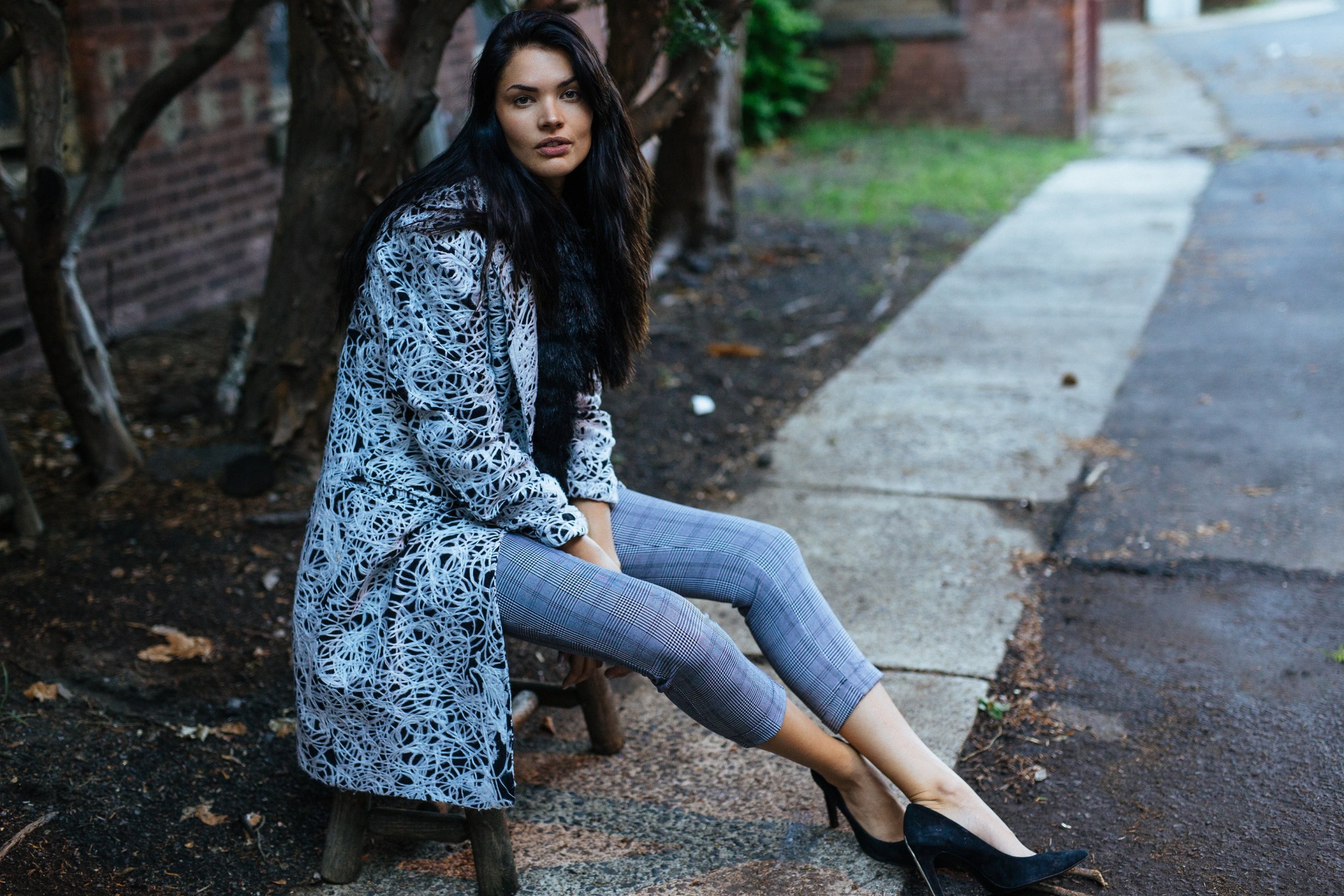 Download wallpaper look, style, background, model, Cecille, section ...