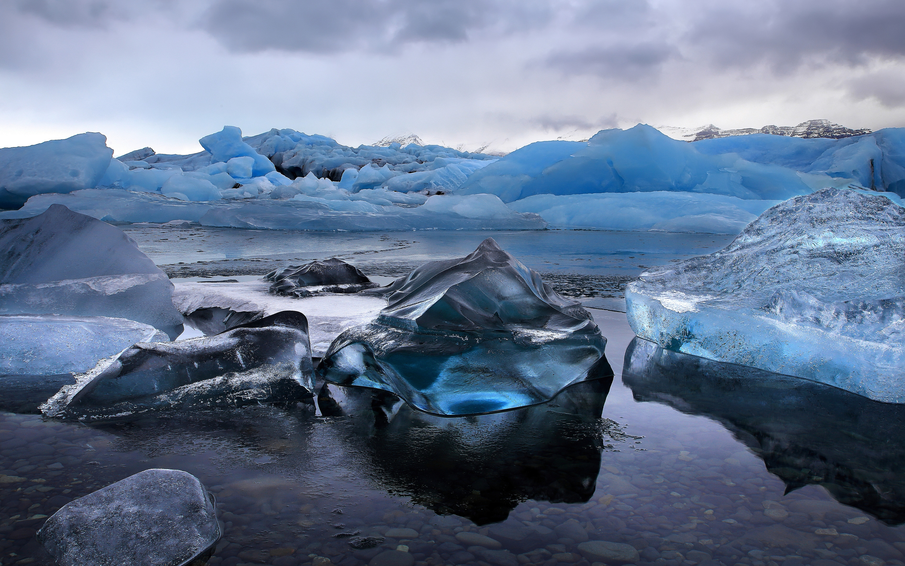 Лед 2 океан. Скафтафетль Исландия. Исландия Арктика. Исландия ледники. Исландия Северный Ледовитый океан.