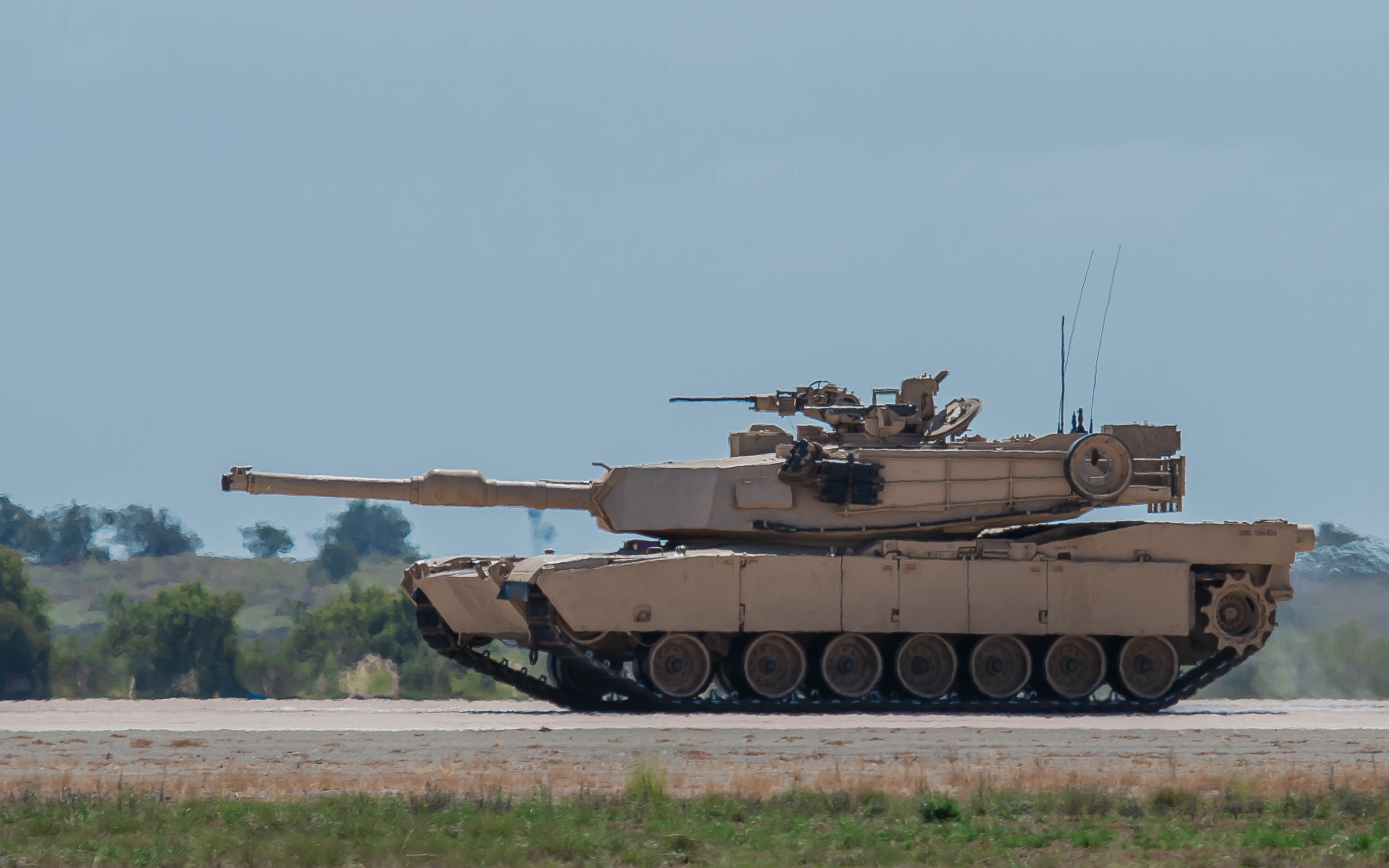 Сколько стоит американский танк абрамс. M1a1 Абрамс. Танк Абрамс м1а1. Танк m1 Abrams. Танк Abrams m1a2.