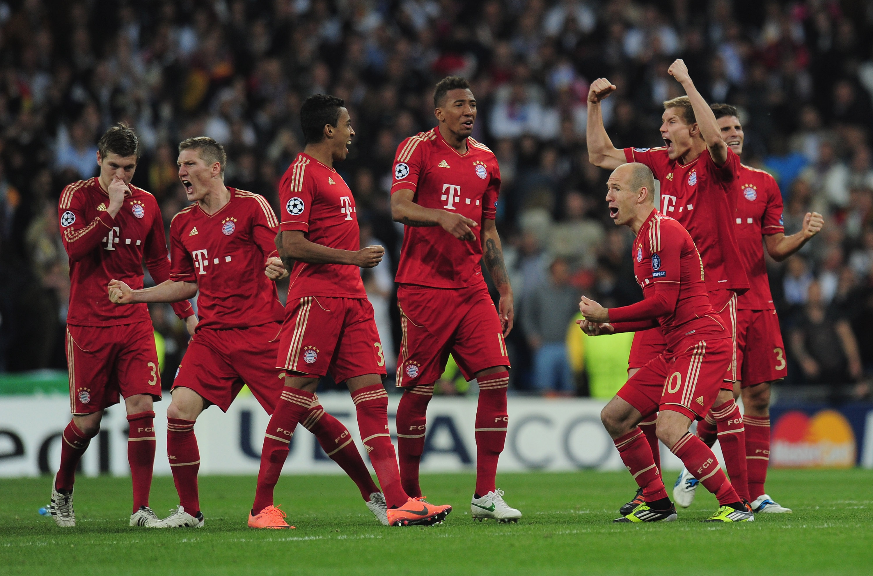 Фк бавария. Бавария Мюнхен лига чемпионов. Бавария Munich Bayern. Лига чемпионов футбол Бавария. Бавария (футбольный клуб) игроки ФК «Бавария».