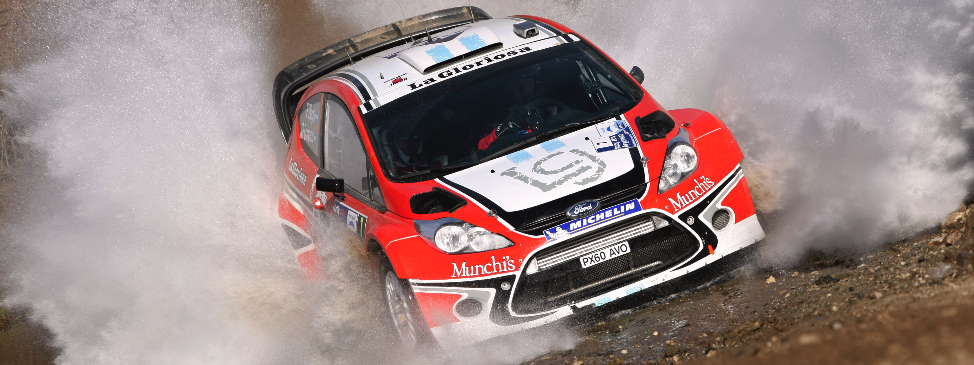 Форд WRC красный