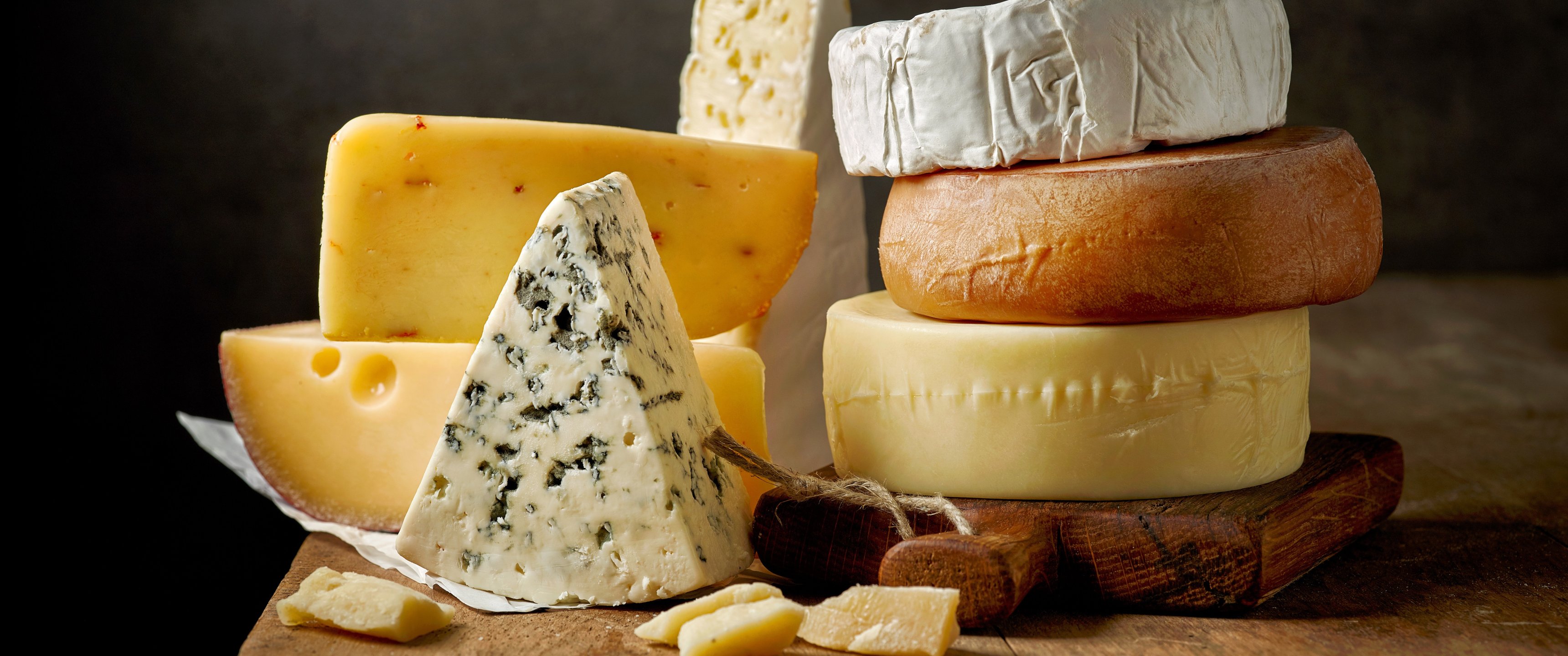 Download wallpaper variety, forms, cheeses, types, section food in ...