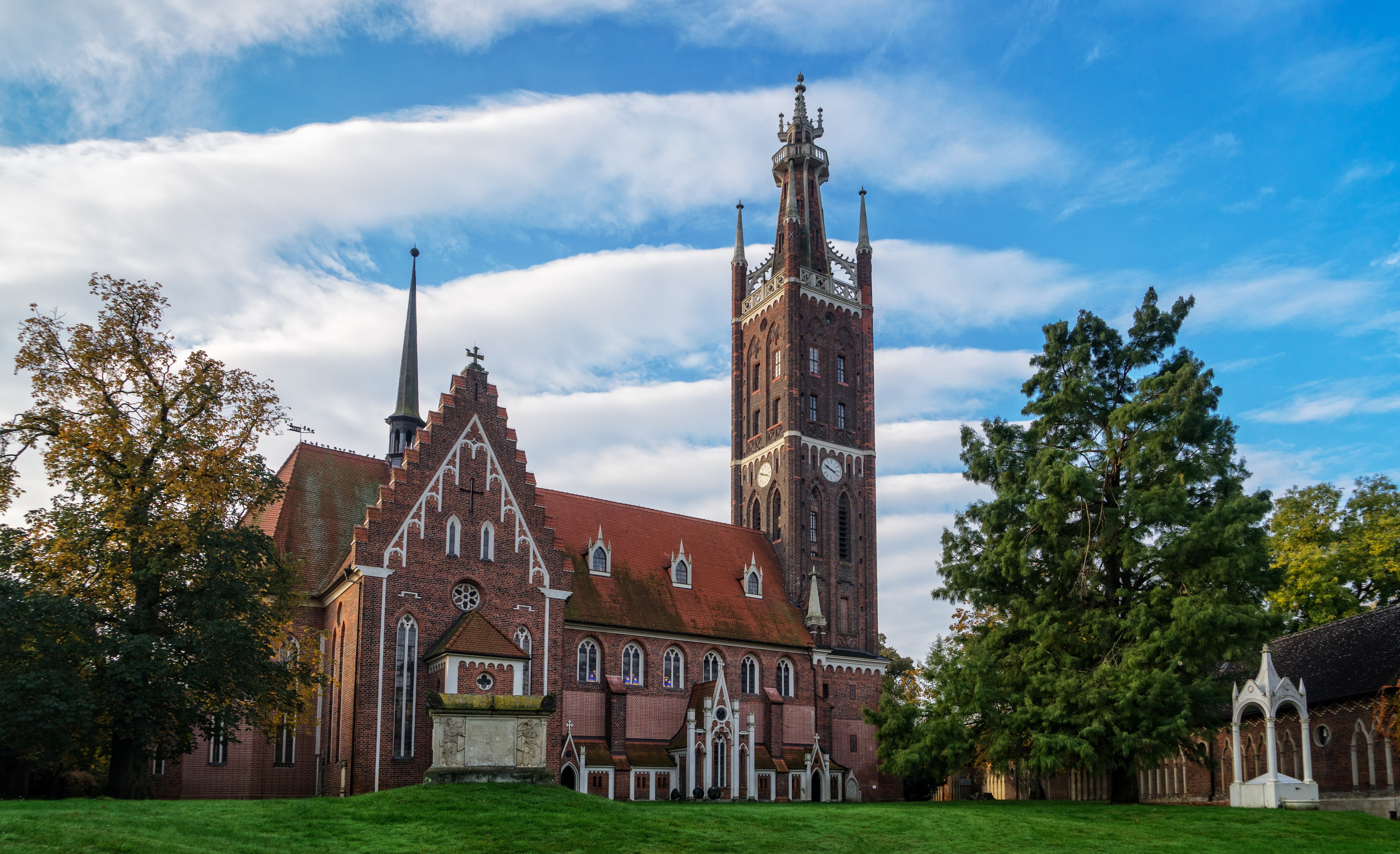 Church. Протестантская Церковь в Германии. Евангелическая Церковь Германии. Католический собор в Германии. Протестантский собор в Германии.