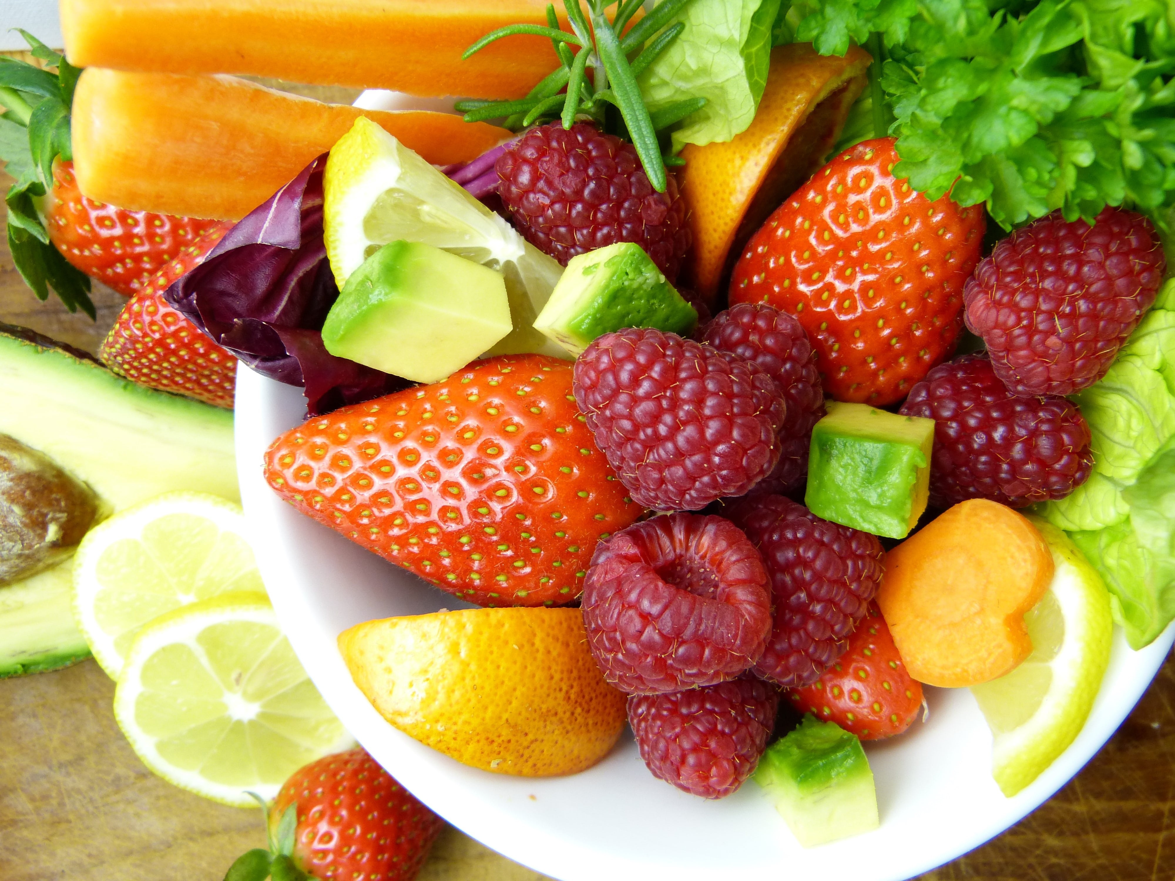 Фруктовая где находится. Вкусные фрукты. Овощи, фрукты, ягоды. Полезные продукты фрукты. Правильное питание фрукты.