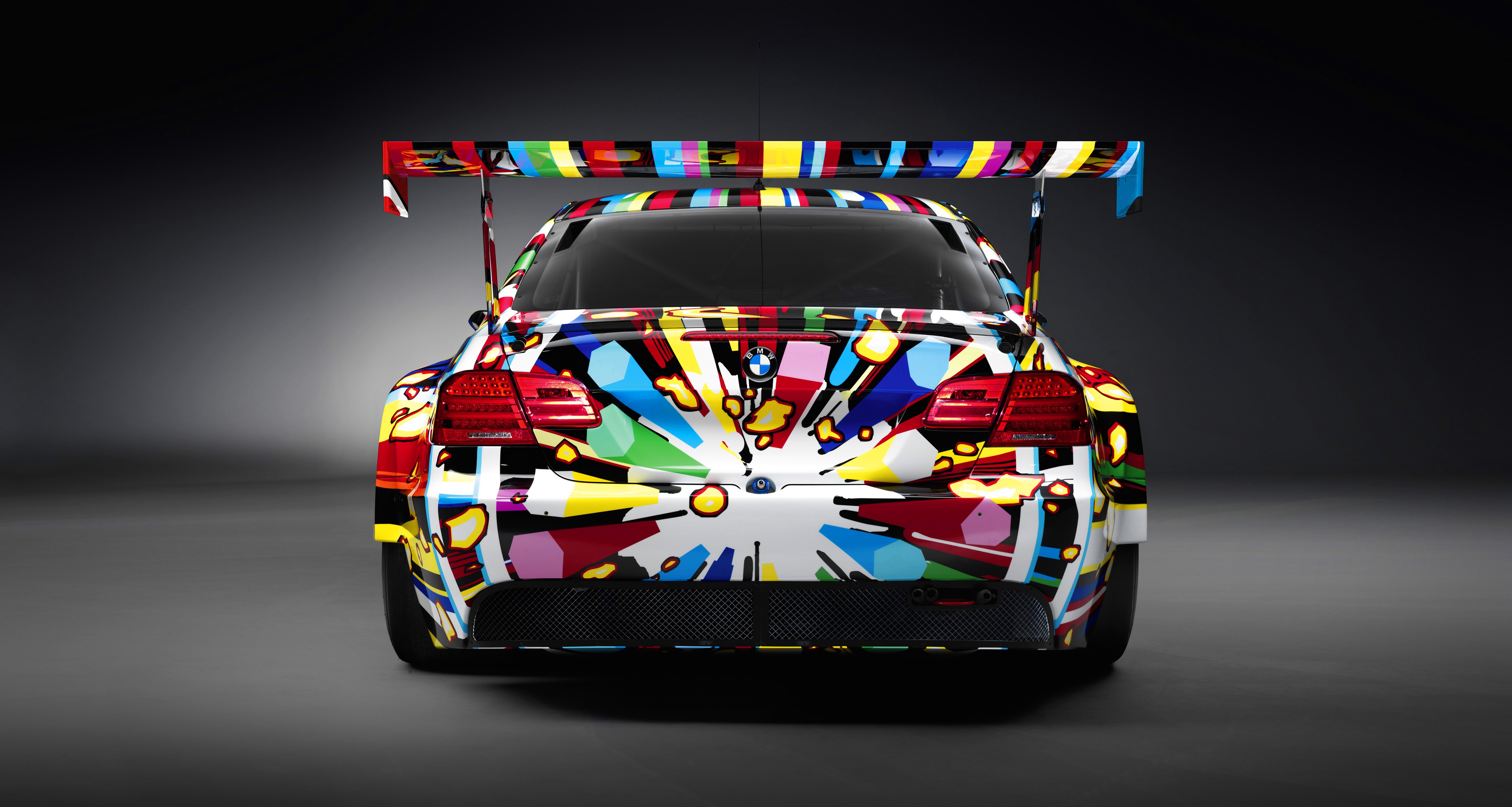 Красочная машина. Джефф Кунс БМВ. BMW m3 разноцветные. BMW m3 gt2 Art car Jeff Koons. Джефф Кунс BMW Art car.
